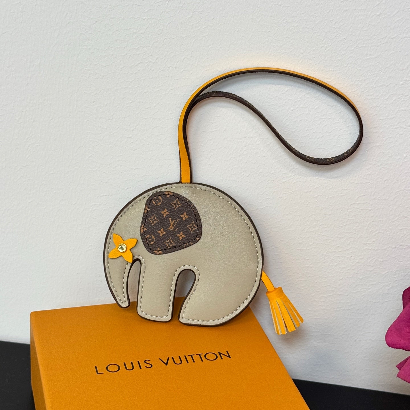 LuxluxHouse Best Quality Accessories Keychain Louis Vuitton Keychain