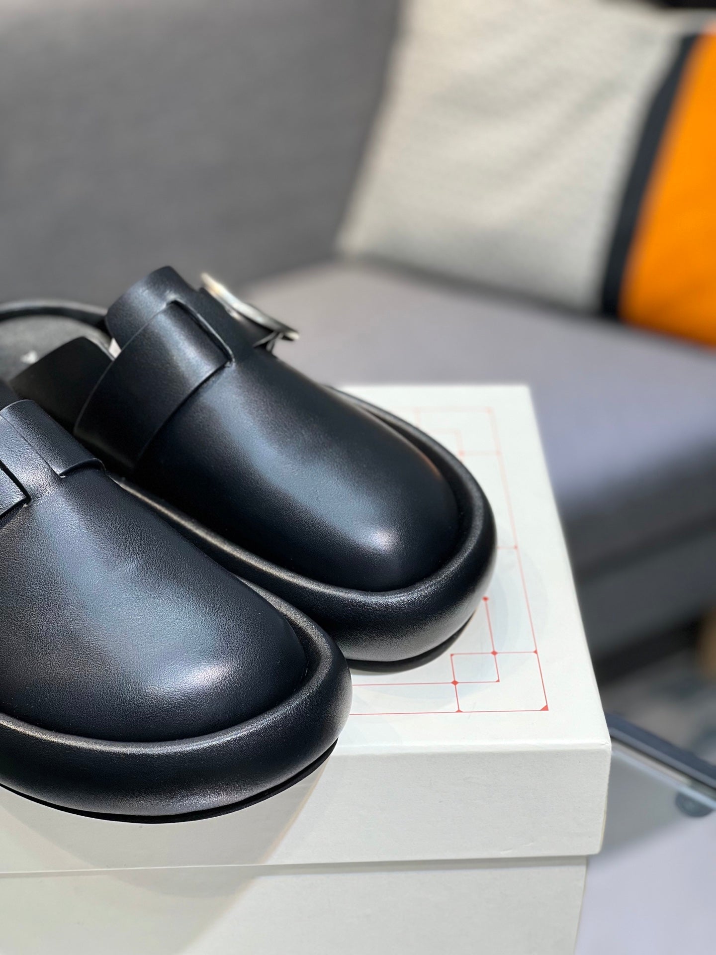 LuxluxHouse Best Quality Sandals Alexander McQueen