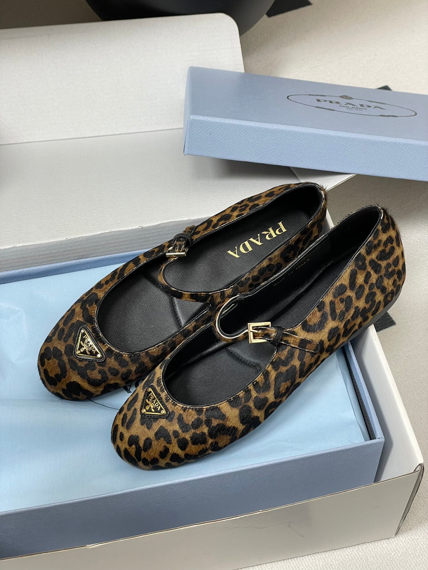 LuxluxHouse Best Quality Women Shoes Prada