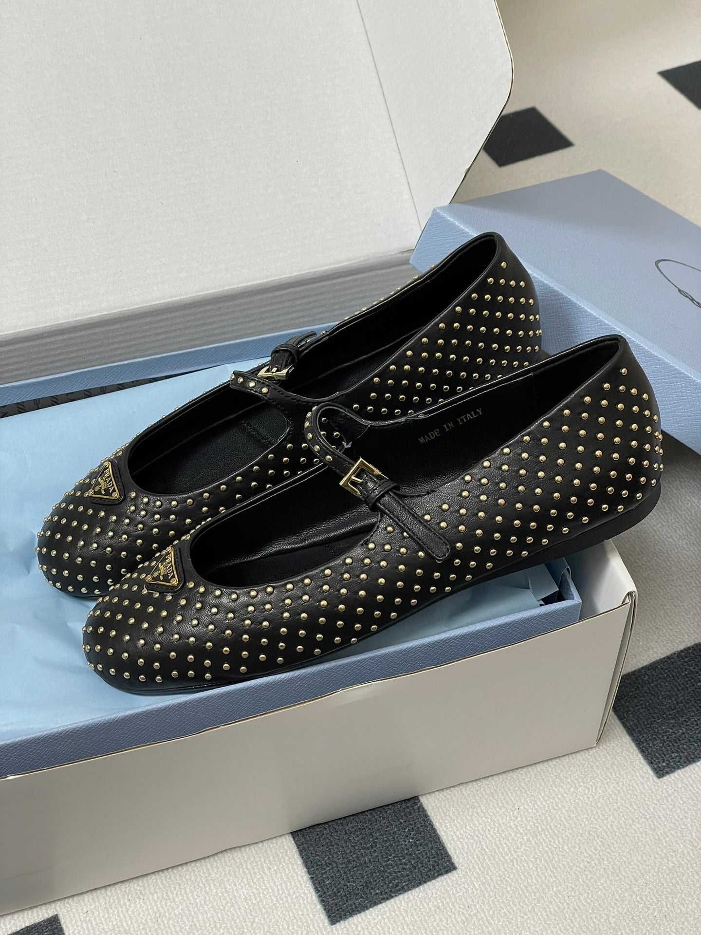 LuxluxHouse Best Quality Women Shoes Prada