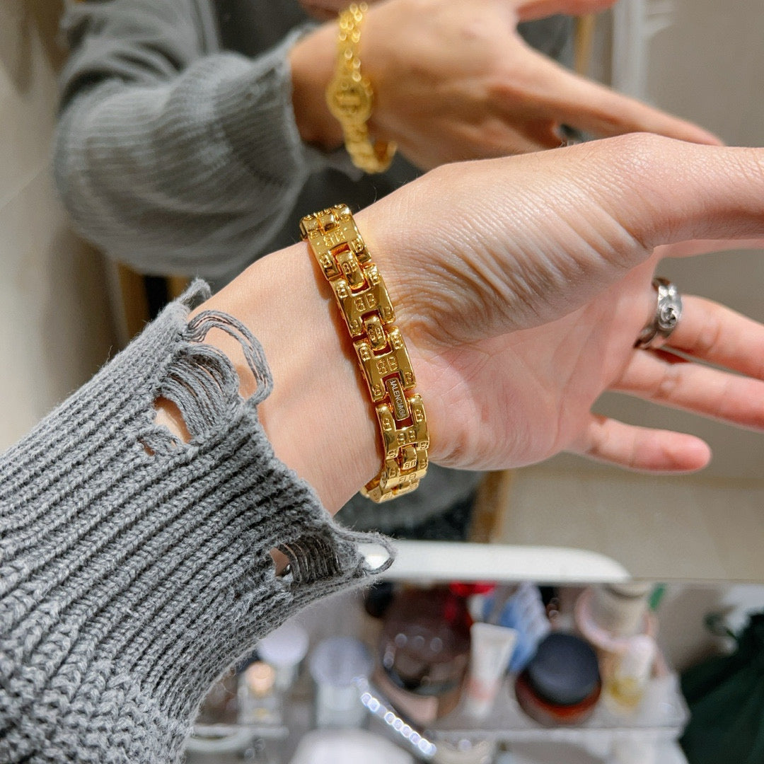 LuxluxHouse Best Quality Accessories Bracelet Balenciaga