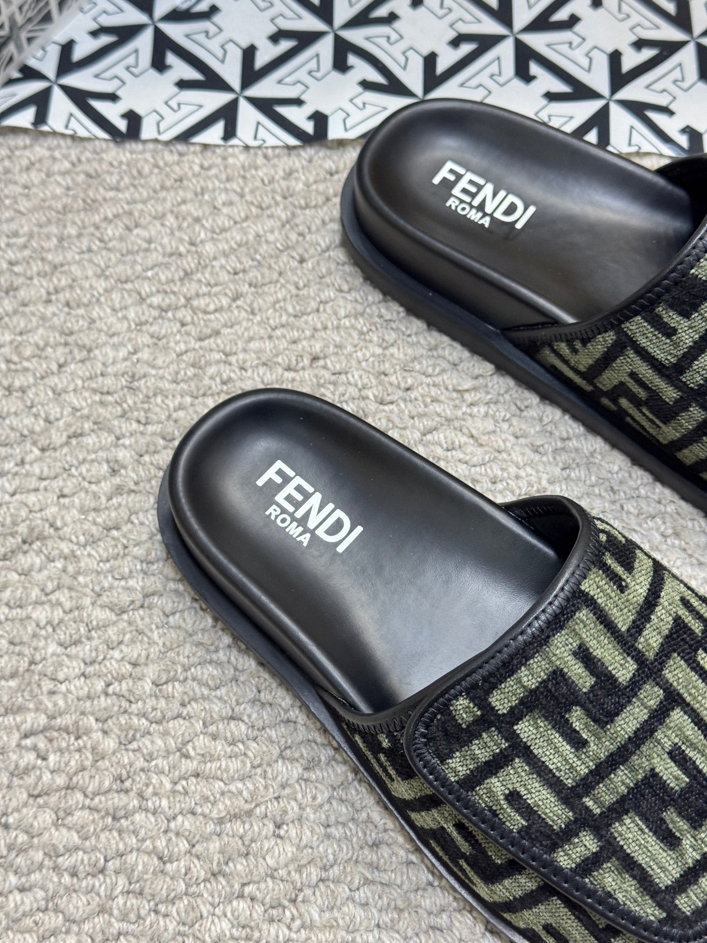 LuxluxHouse Best Quality Sandals Fendi