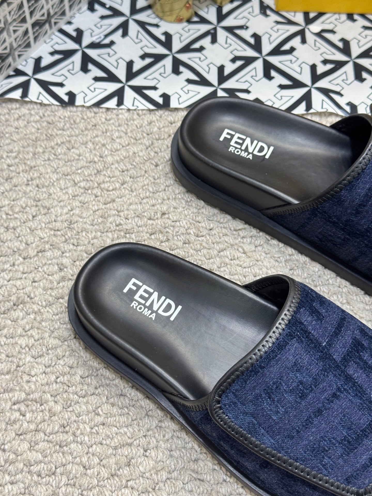 LuxluxHouse Best Quality Sandals Fendi