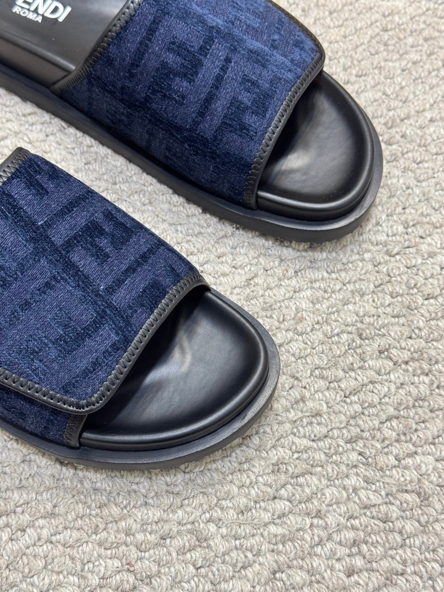 LuxluxHouse Best Quality Sandals Fendi