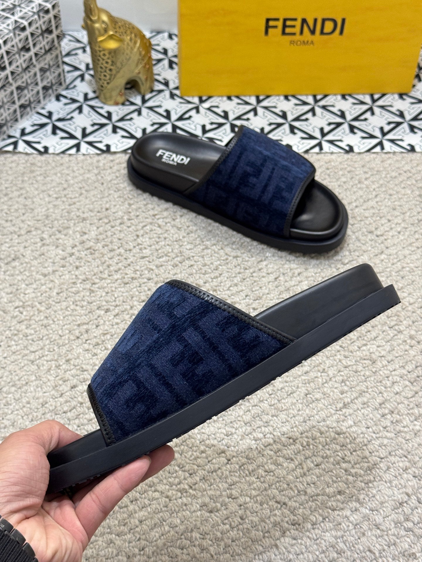 LuxluxHouse Best Quality Sandals Fendi