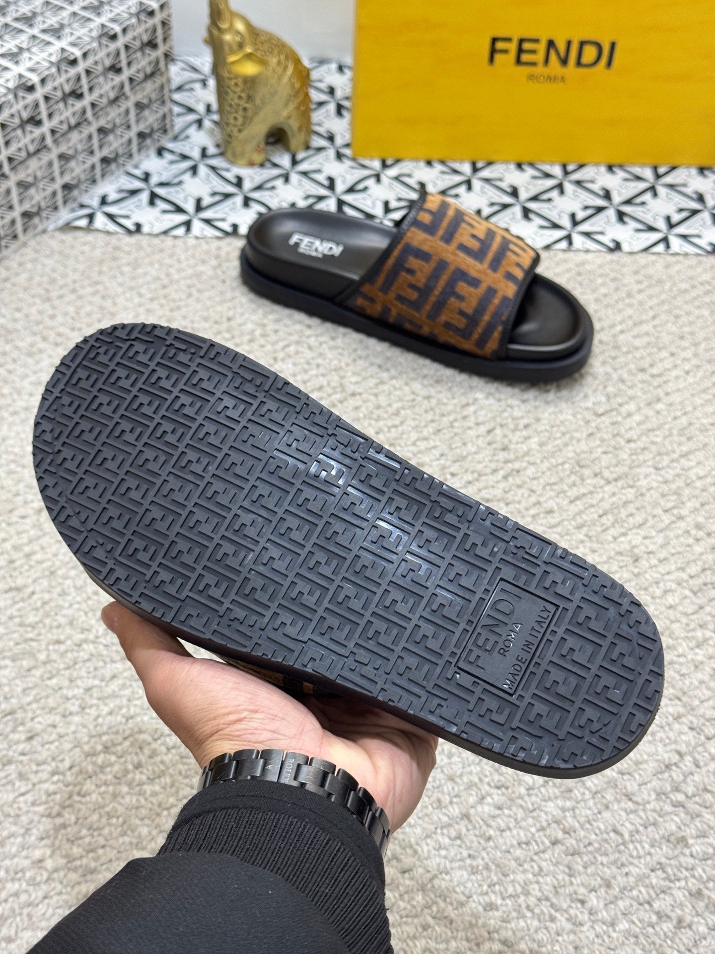 LuxluxHouse Best Quality Sandals Fendi