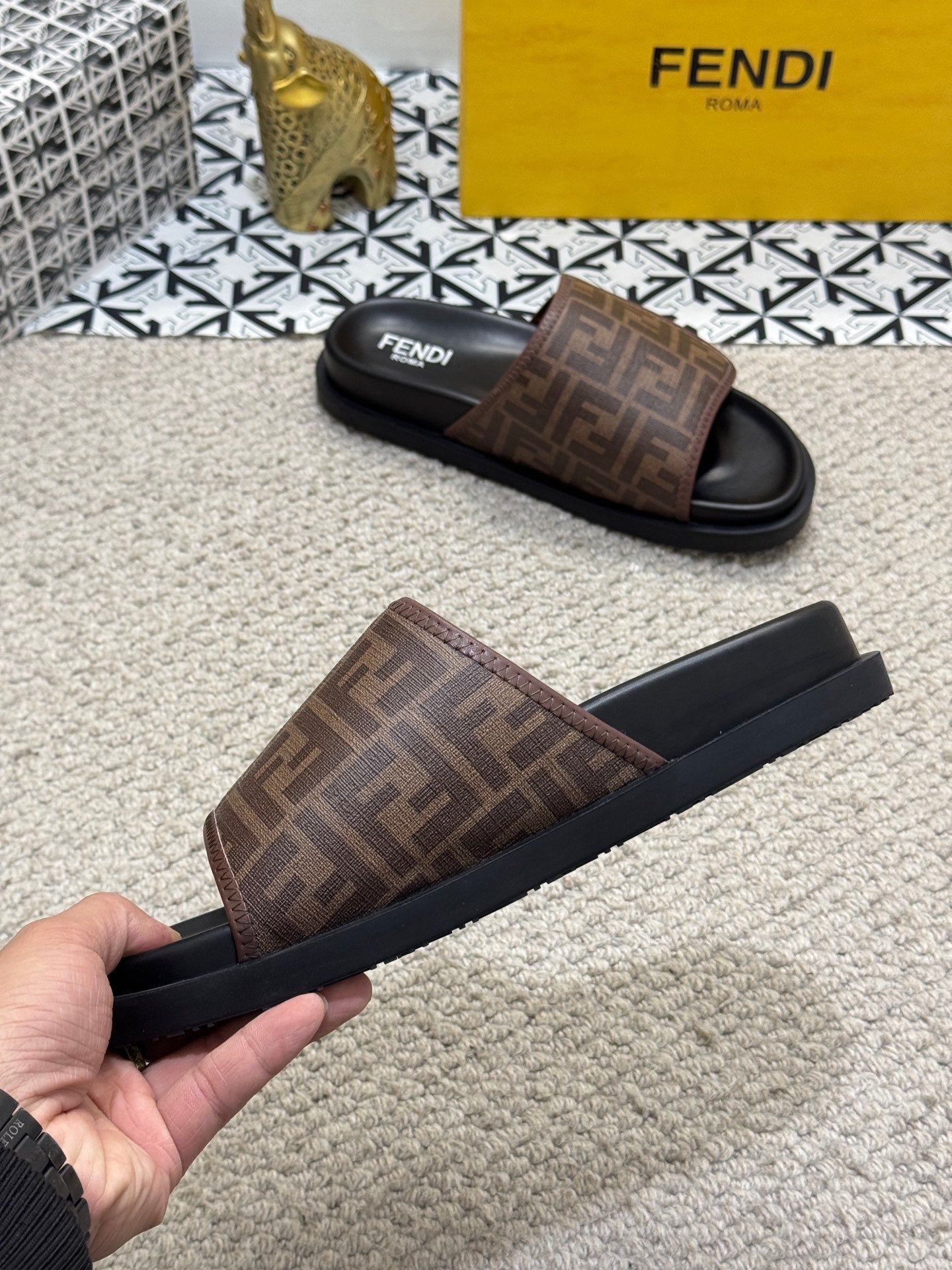 LuxluxHouse Best Quality Sandals Fendi