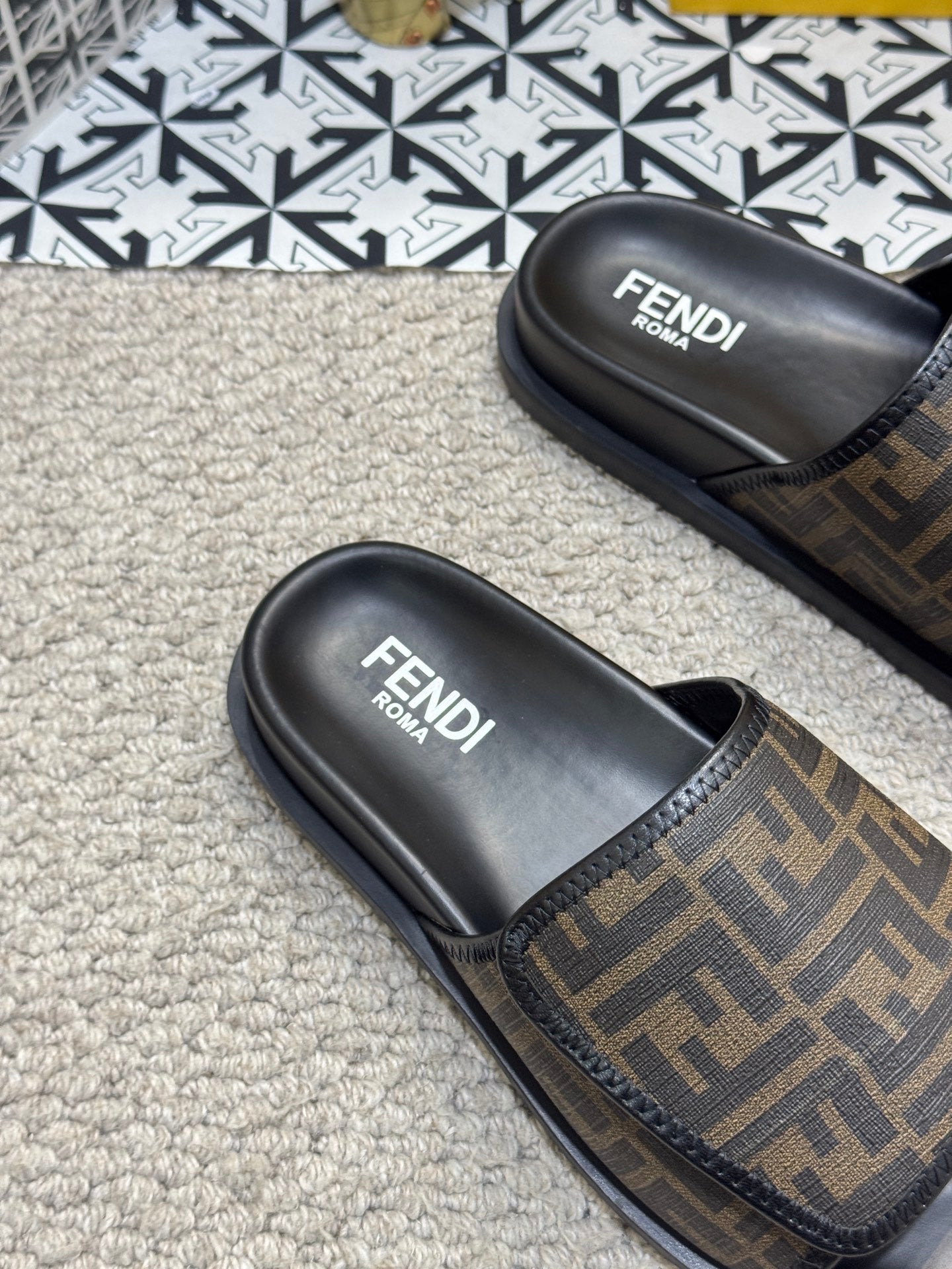 LuxluxHouse Best Quality Sandals Fendi