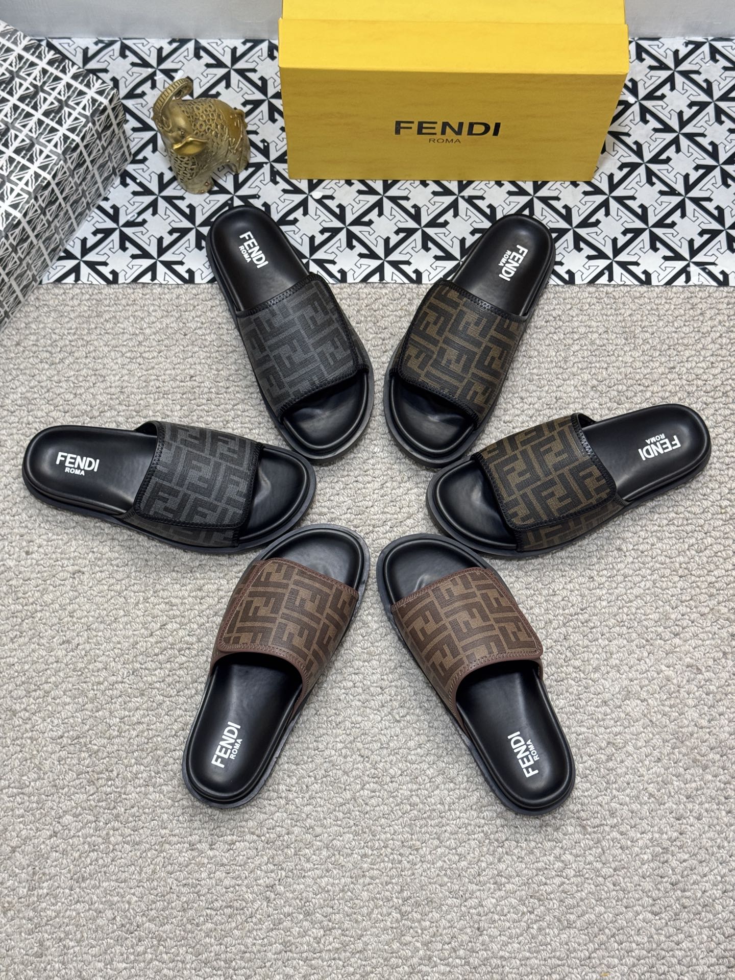LuxluxHouse Best Quality Sandals Fendi