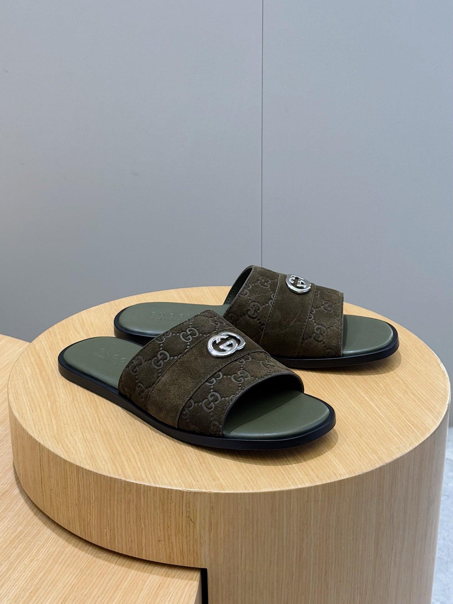 LuxluxHouse Best Quality Sandals Gucci