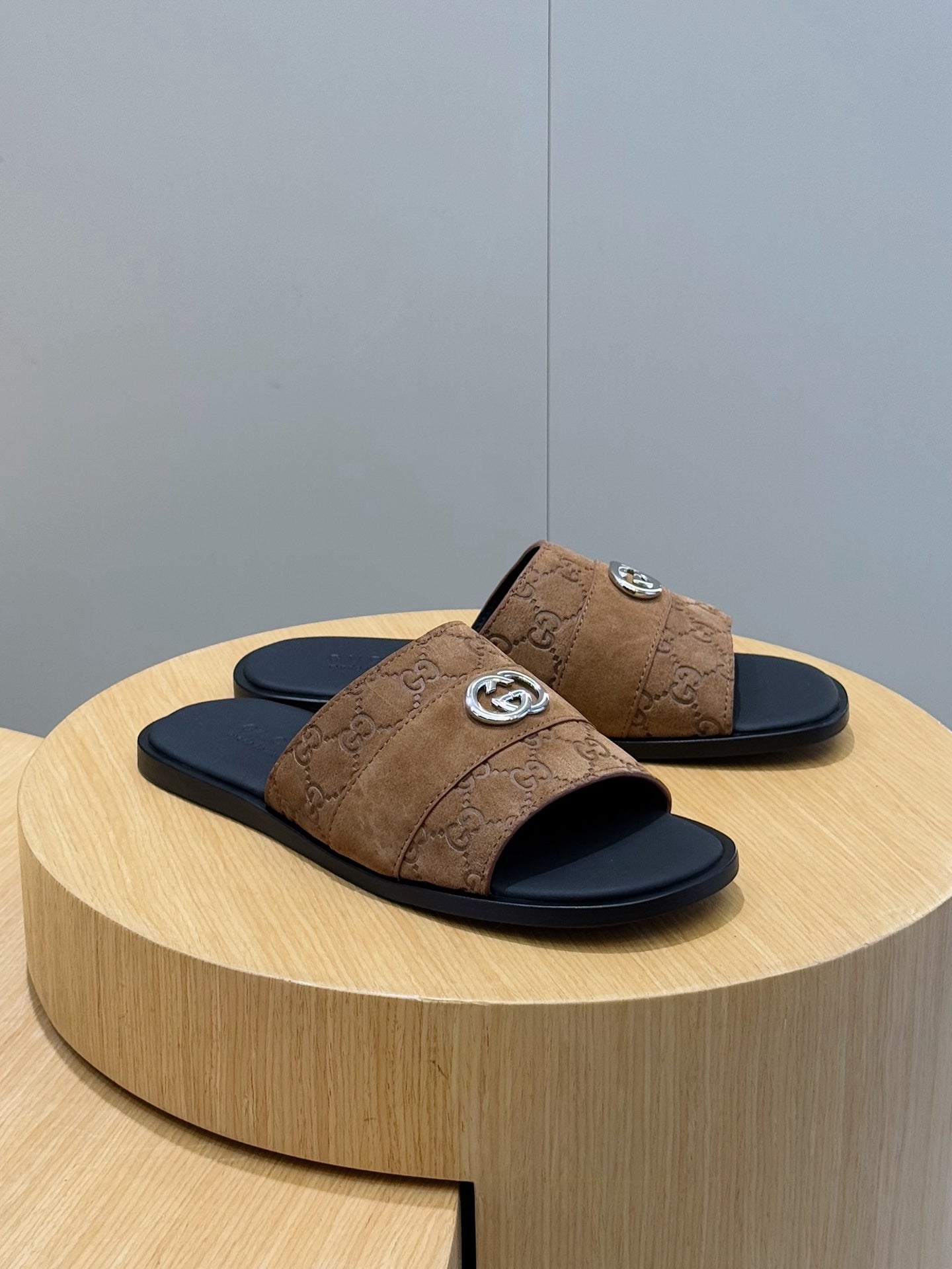 LuxluxHouse Best Quality Sandals Gucci