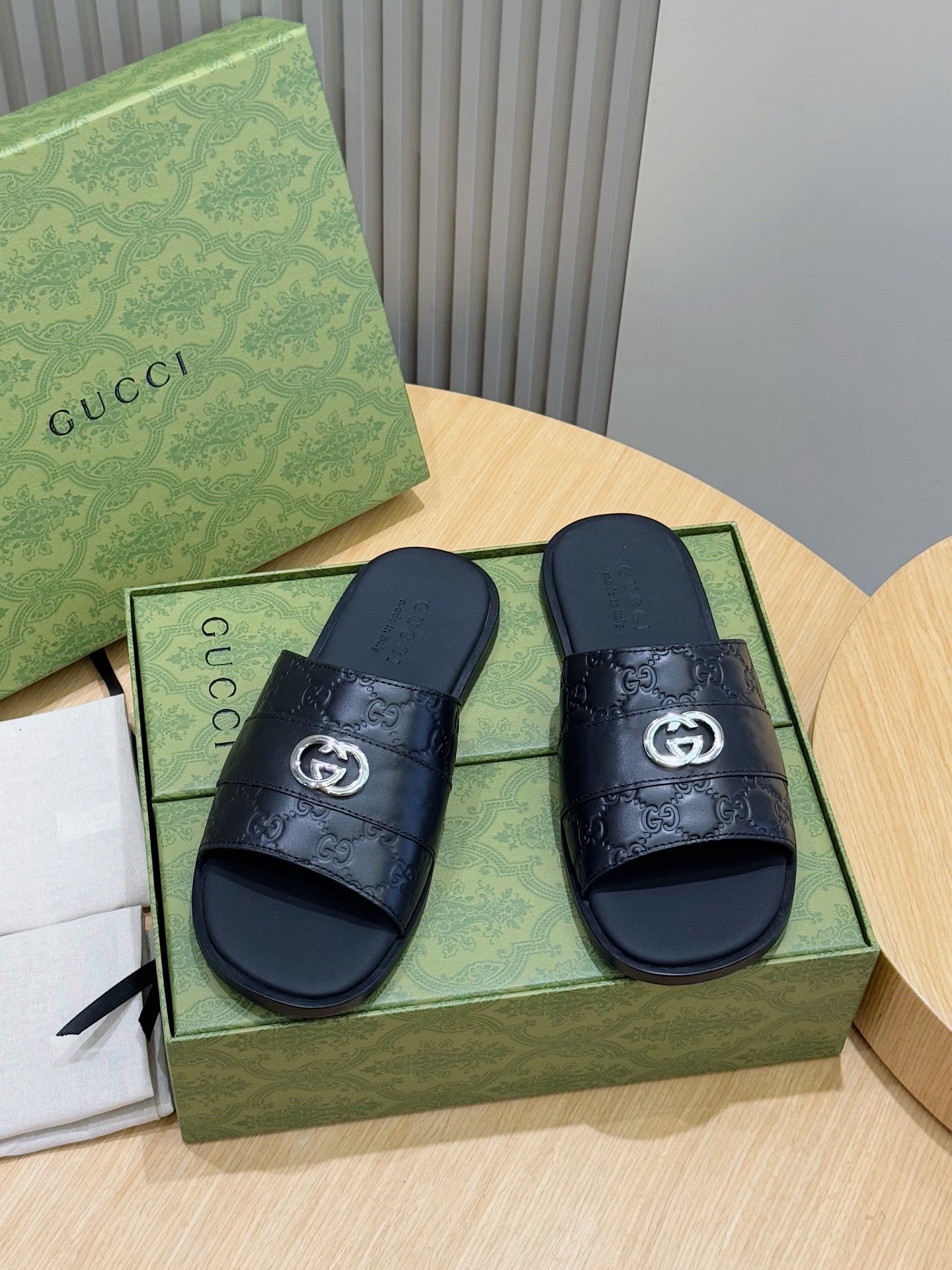 LuxluxHouse Best Quality Sandals Gucci