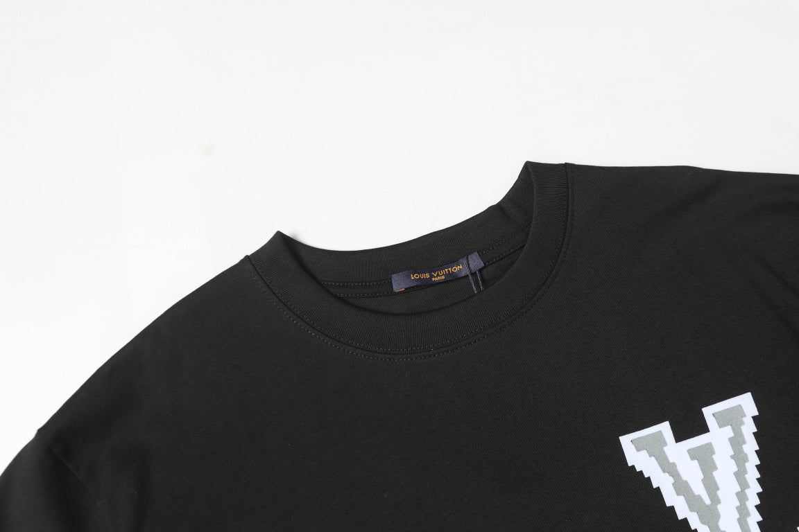 LuxluxHouse Best Quality Clothes T-shirt Louis Vuitton