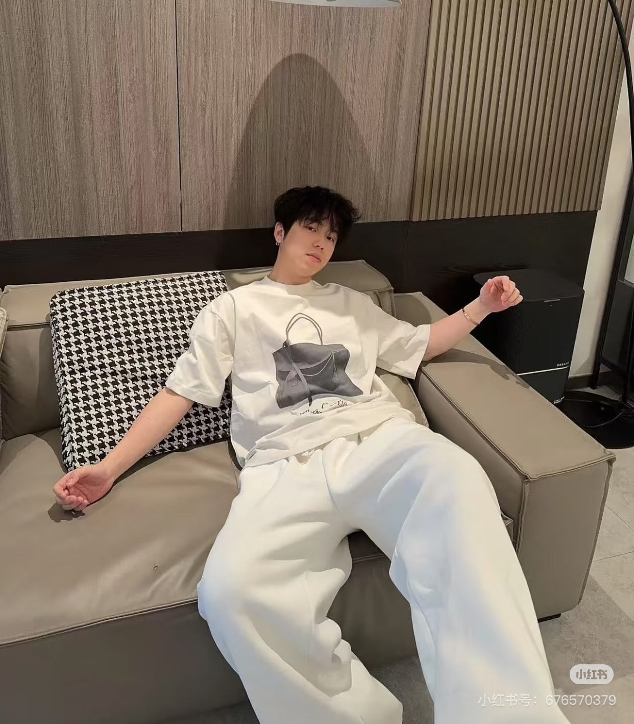 LuxluxHouse Best Quality Clothes Balenciaga T-shirt