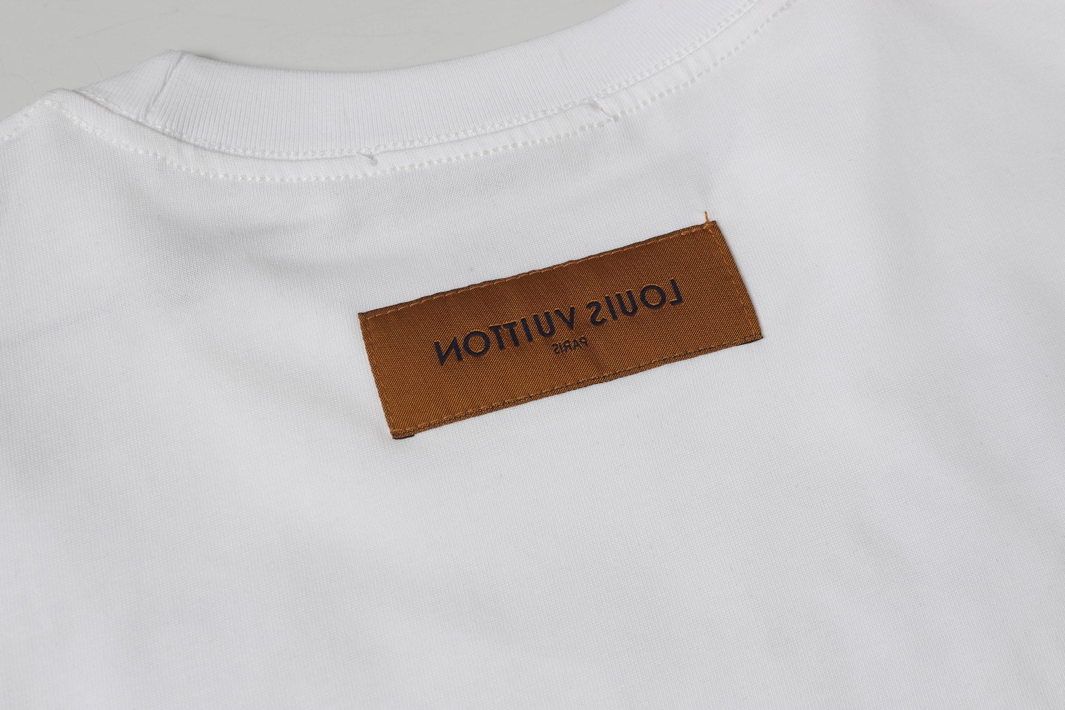 LuxluxHouse Best Quality Clothes T-shirt Louis Vuitton