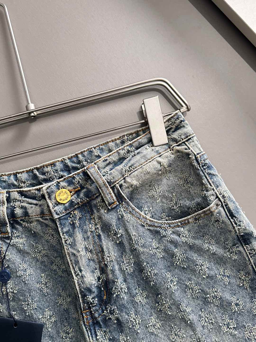 LuxluxHouse Best Quality Clothes Pants Louis Vuitton