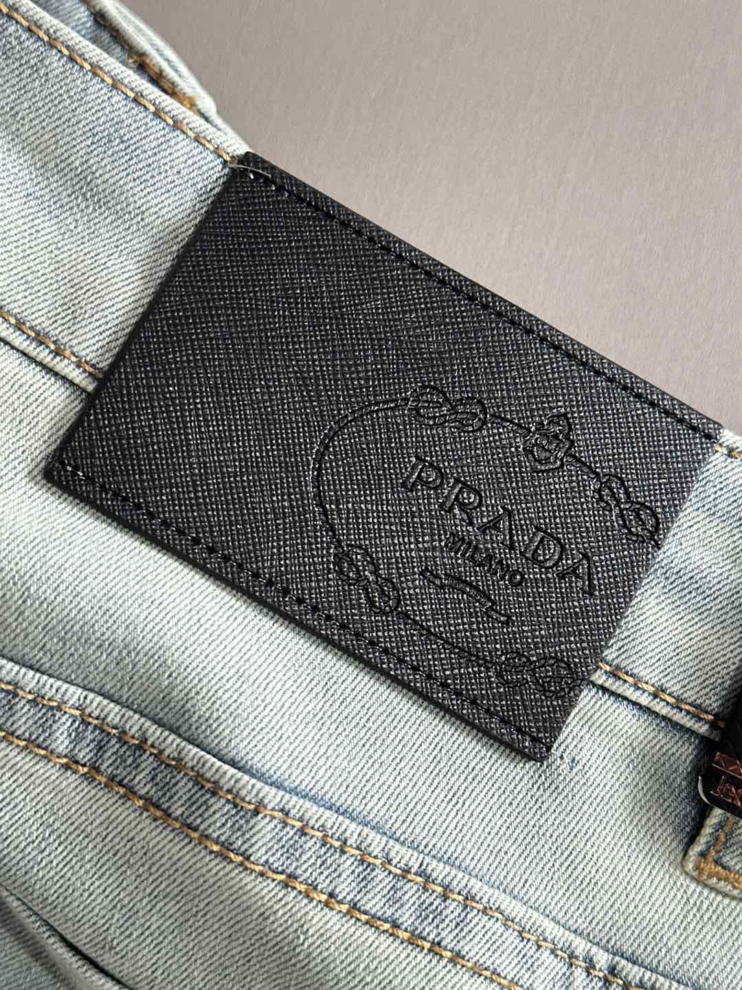 LuxluxHouse Best Quality Clothes Pants Prada