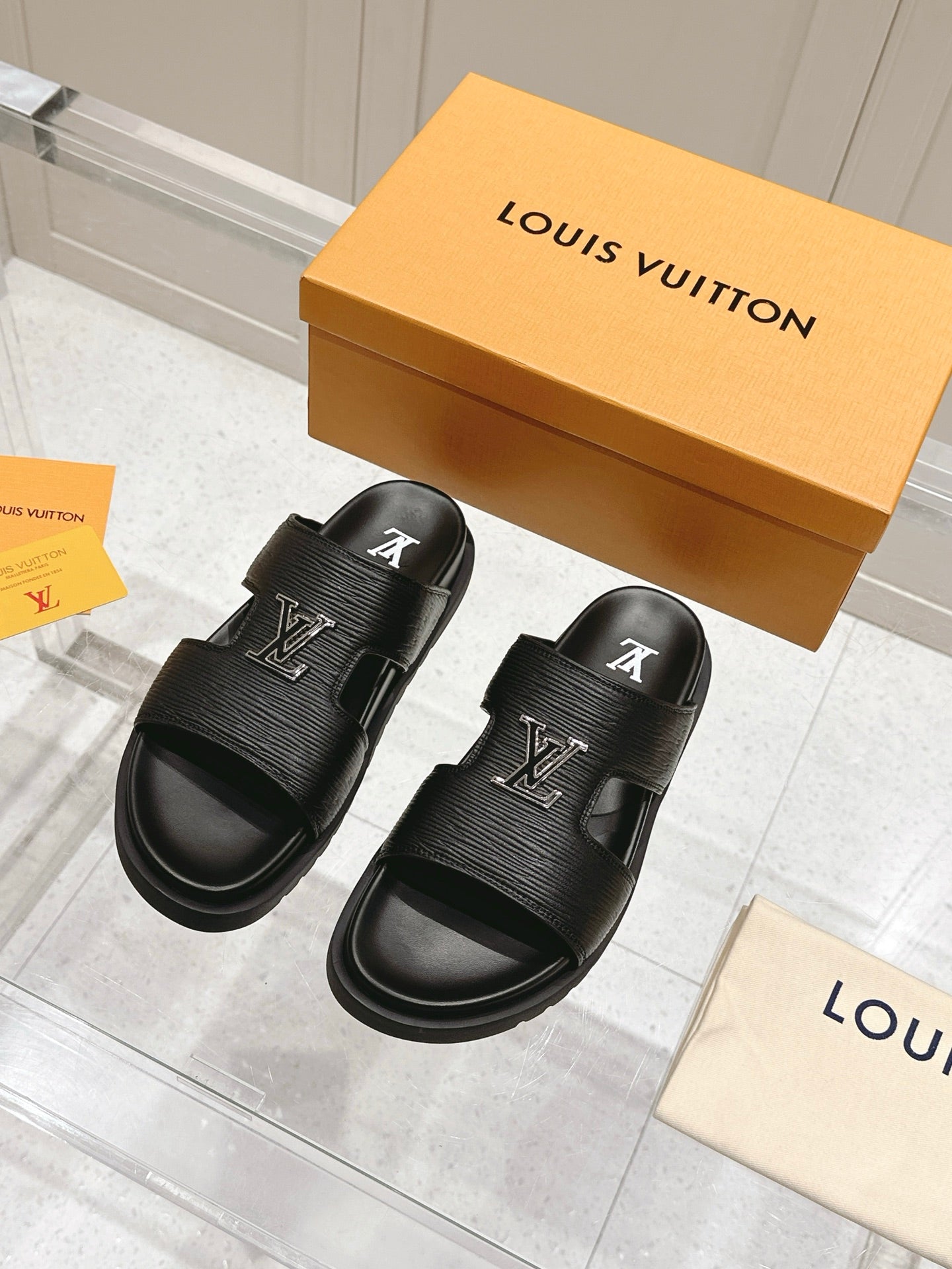 LuxluxHouse Best Quality Women Shoes Hermes