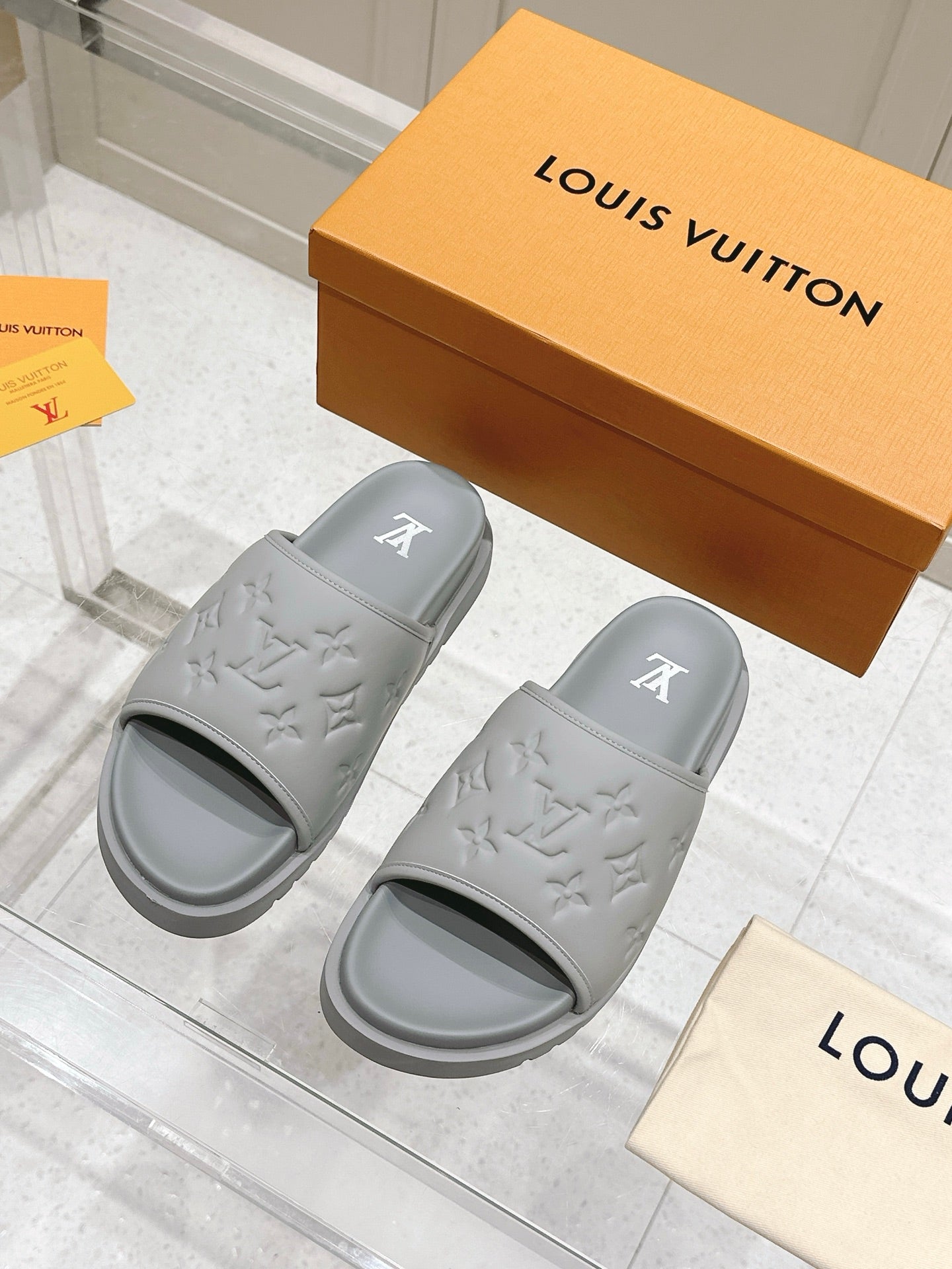 LuxluxHouse Best Quality Women Shoes Hermes
