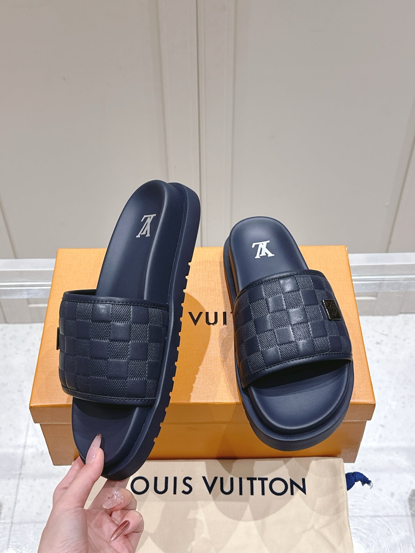 LuxluxHouse Best Quality Women Shoes Hermes