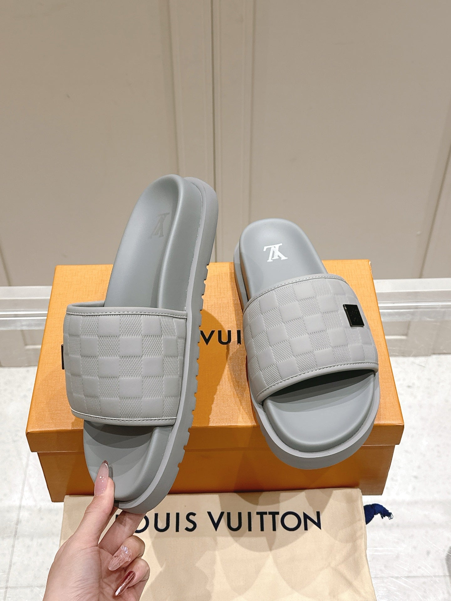 LuxluxHouse Best Quality Women Shoes Hermes