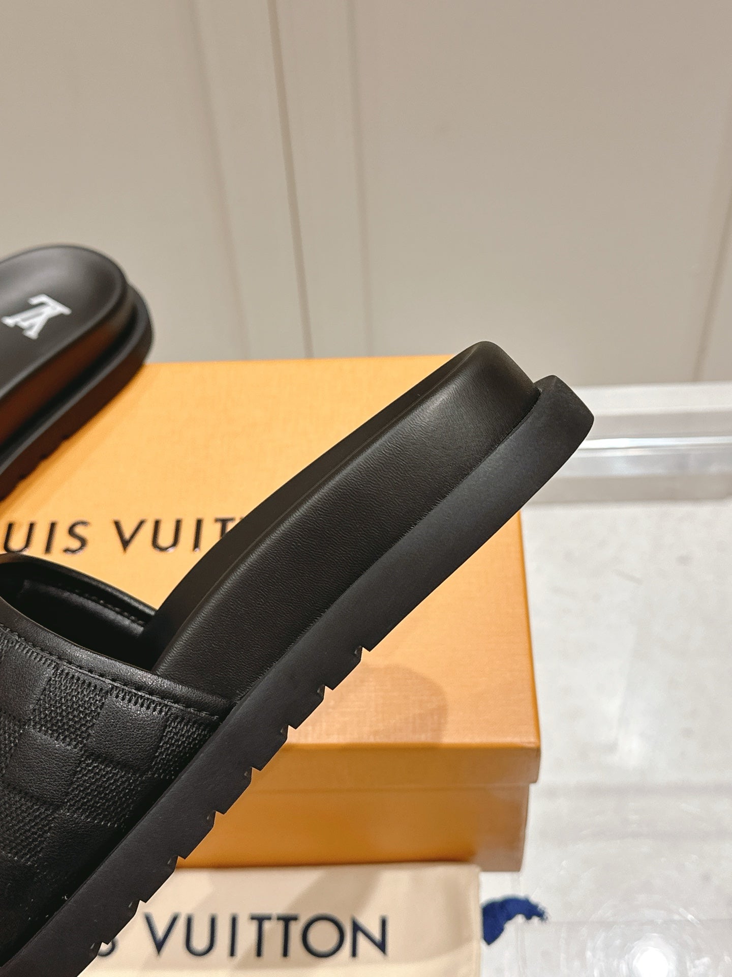 LuxluxHouse Best Quality Women Shoes Hermes