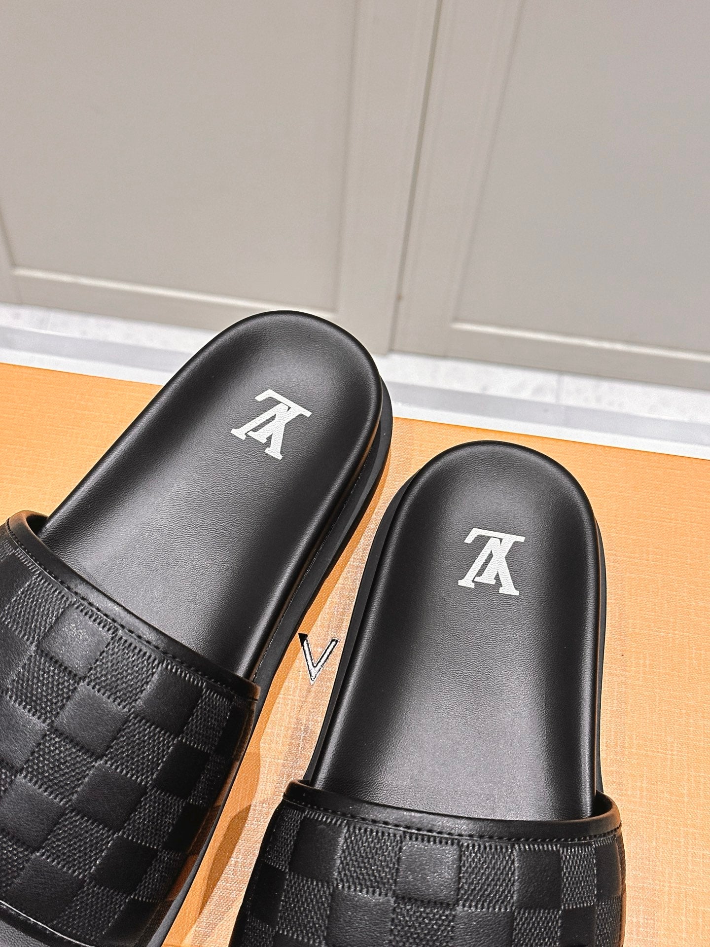 LuxluxHouse Best Quality Women Shoes Hermes