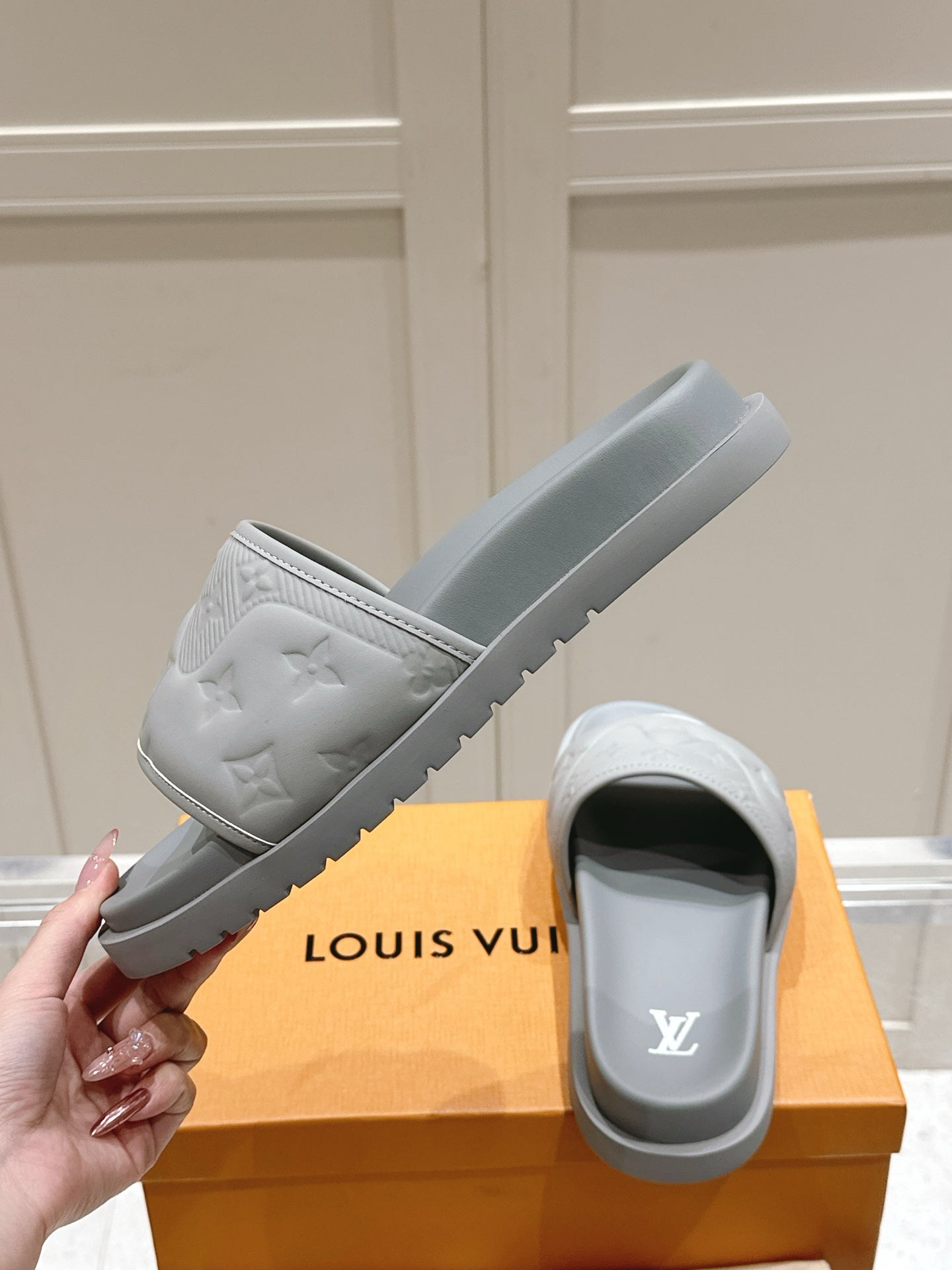LuxluxHouse Best Quality Women Shoes Hermes