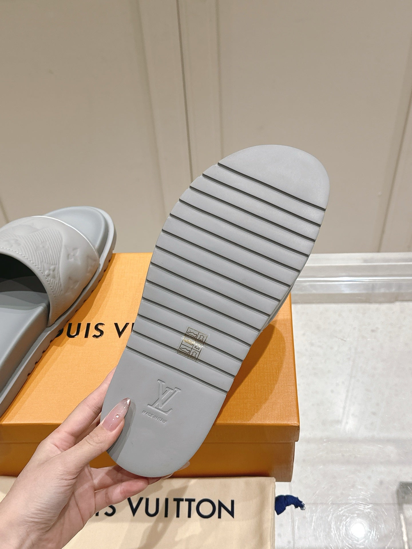 LuxluxHouse Best Quality Women Shoes Hermes