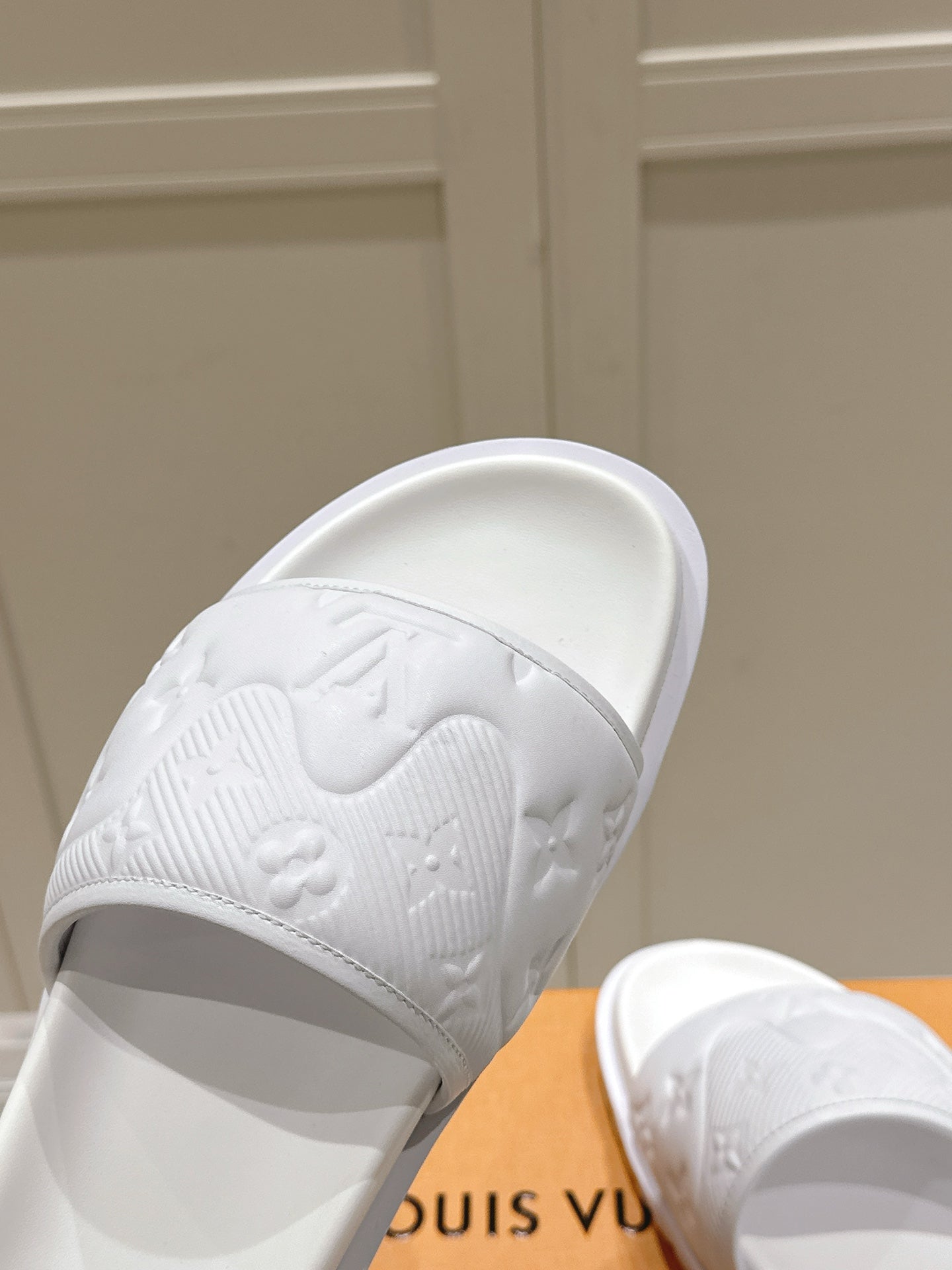 LuxluxHouse Best Quality Women Shoes Hermes