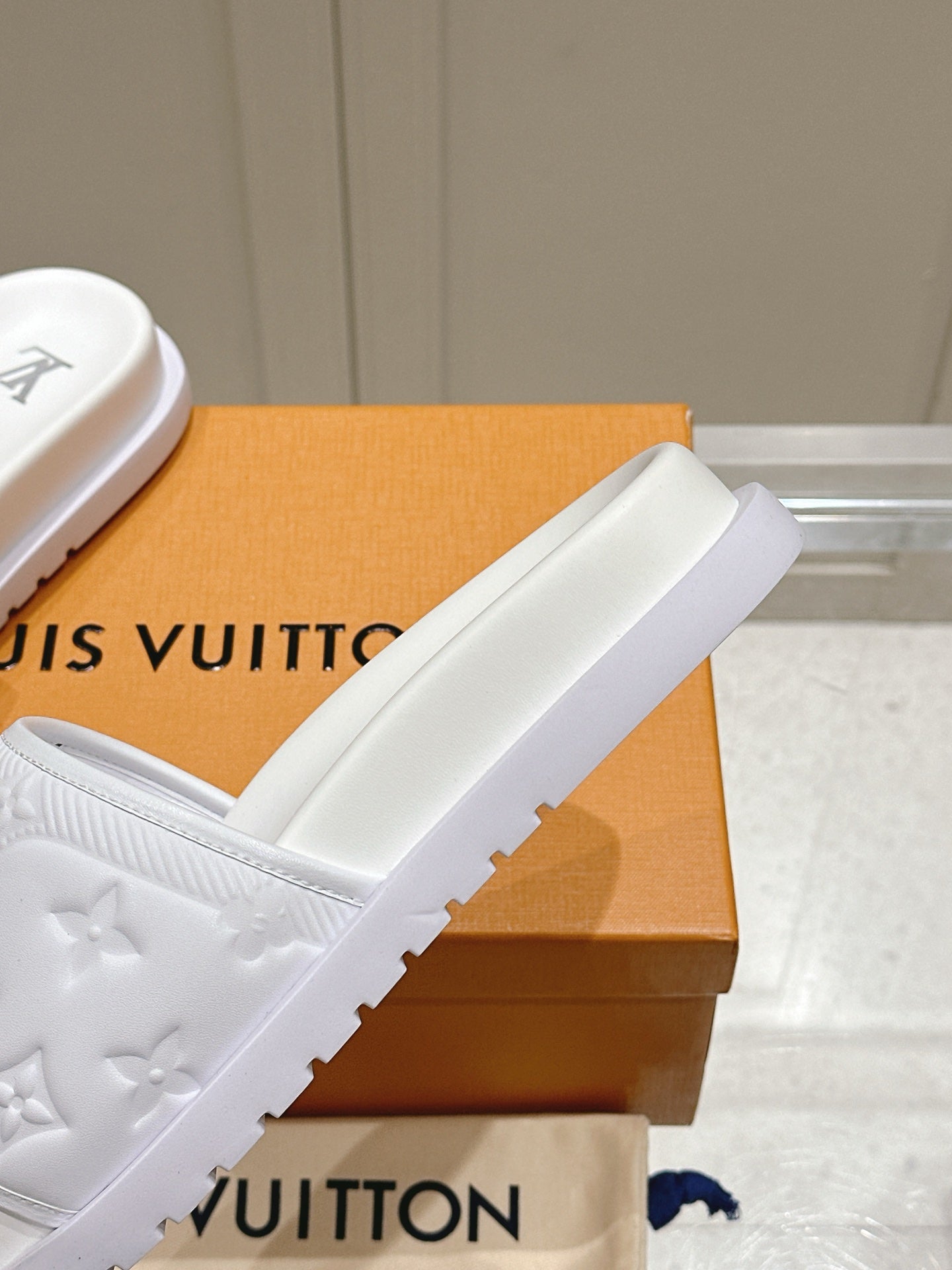 LuxluxHouse Best Quality Women Shoes Hermes
