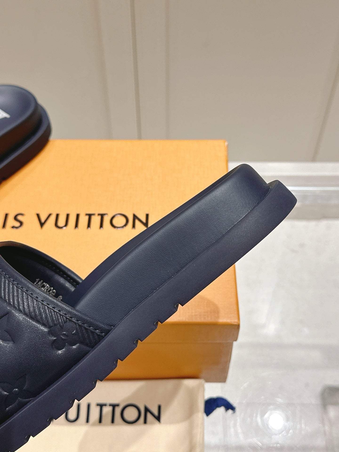 LuxluxHouse Best Quality Women Shoes Hermes