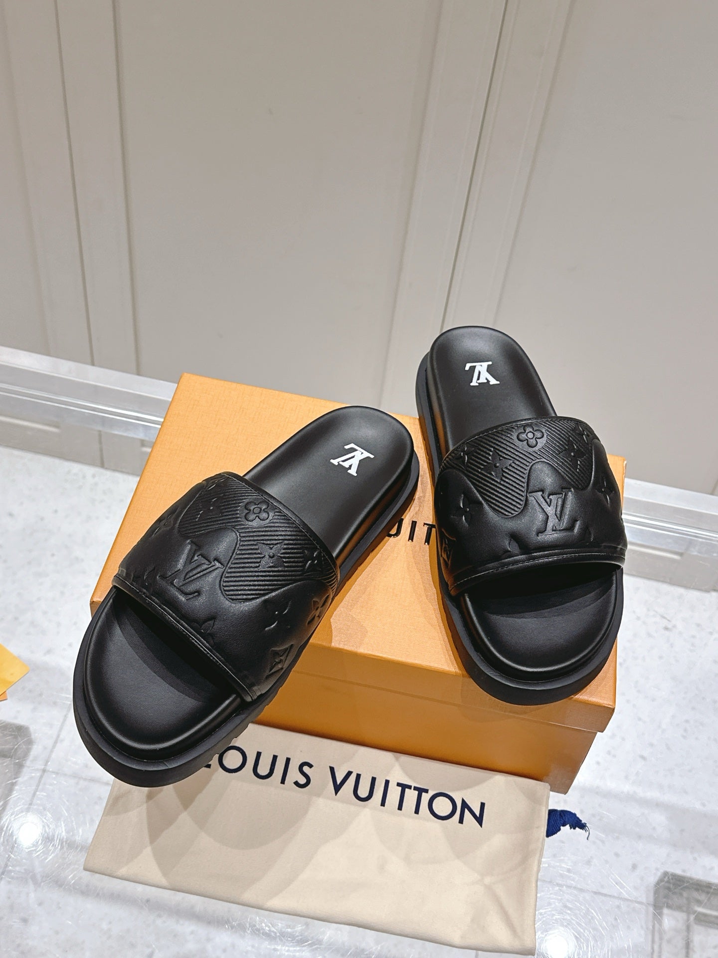 LuxluxHouse Best Quality Women Shoes Hermes