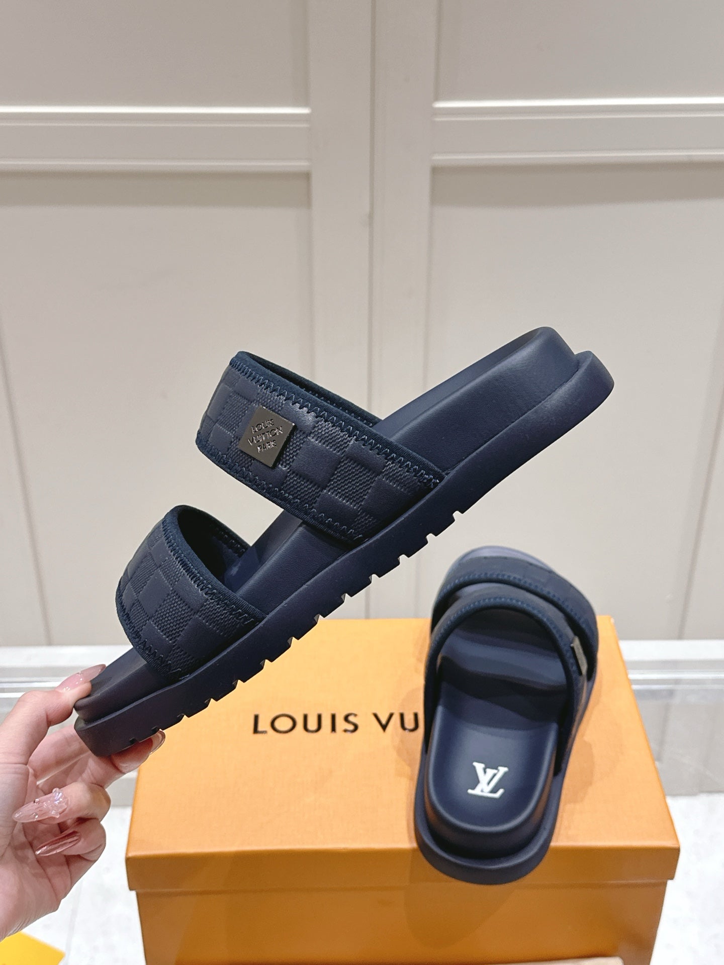 LuxluxHouse Best Quality Women Shoes Hermes