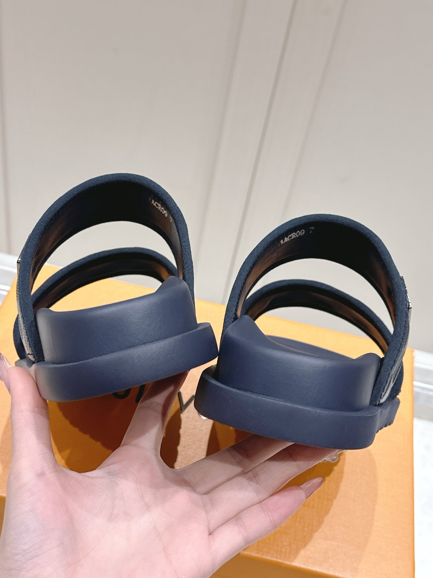 LuxluxHouse Best Quality Women Shoes Hermes