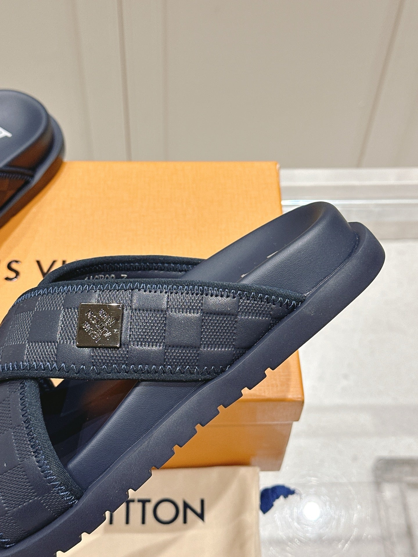 LuxluxHouse Best Quality Women Shoes Hermes