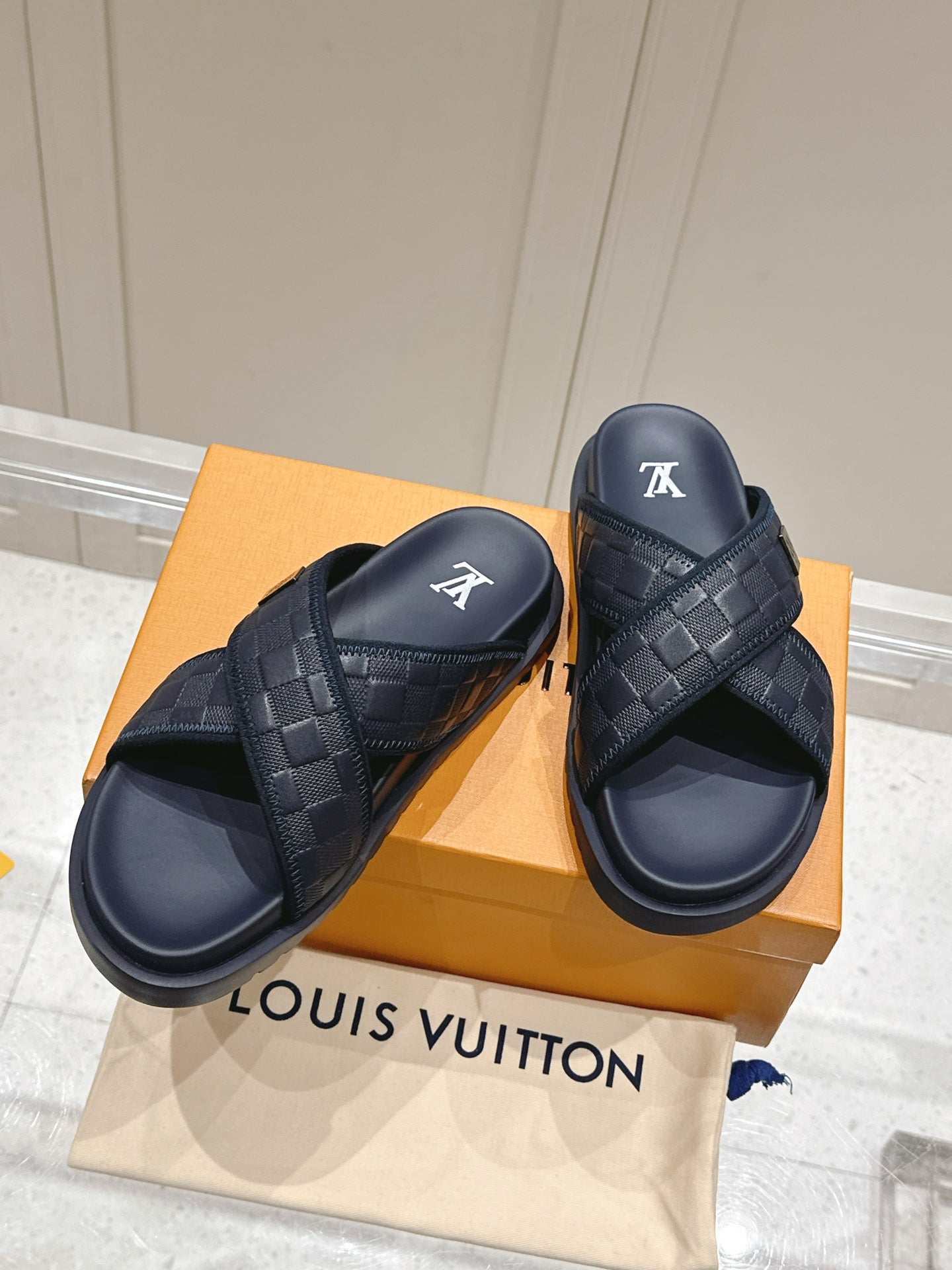 LuxluxHouse Best Quality Women Shoes Hermes