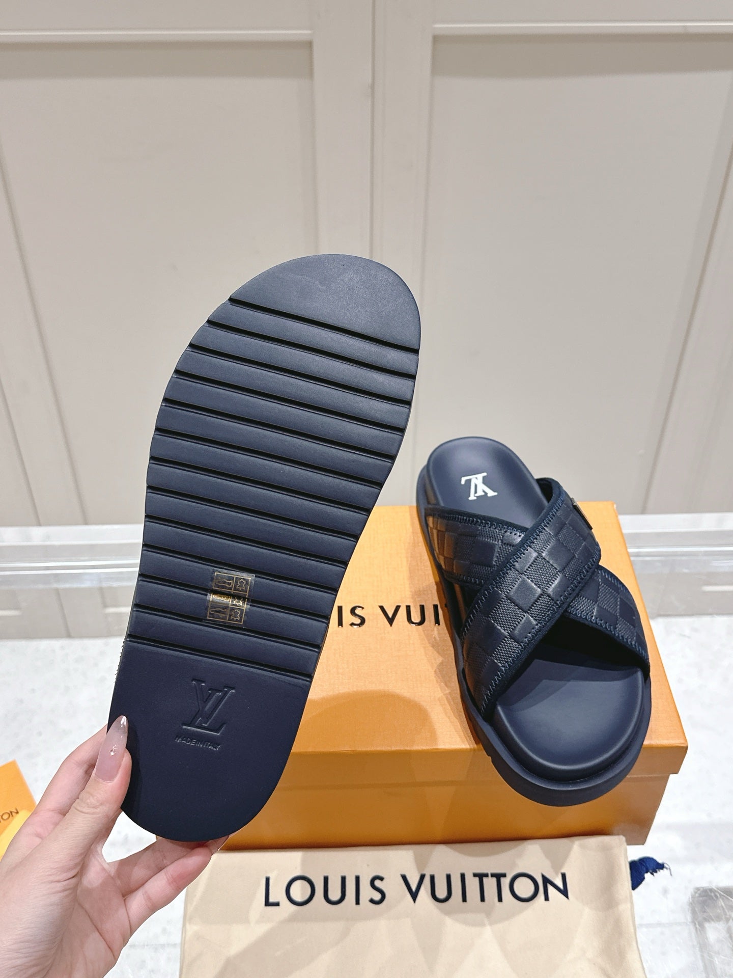 LuxluxHouse Best Quality Women Shoes Hermes