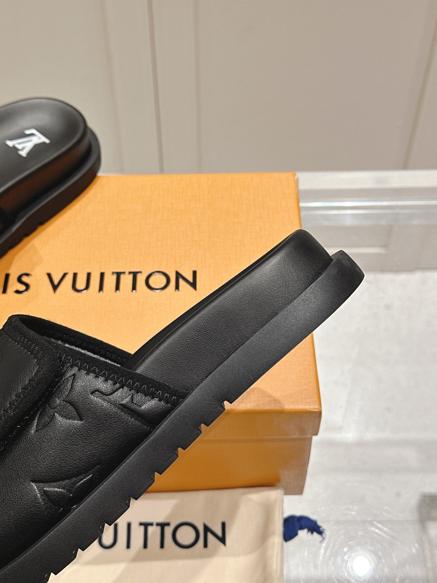 LuxluxHouse Best Quality Women Shoes Hermes