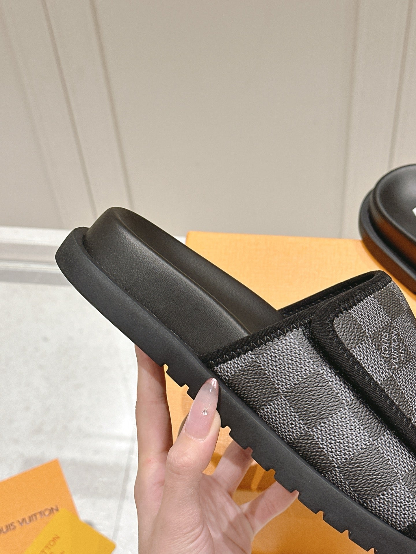 LuxluxHouse Best Quality Women Shoes Hermes