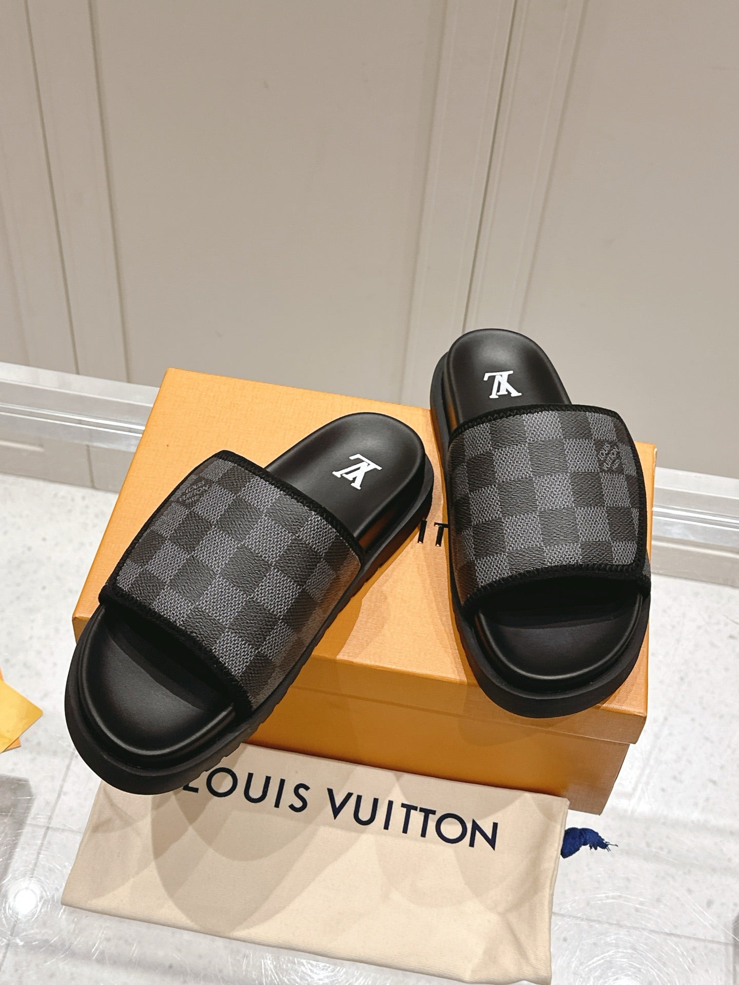 LuxluxHouse Best Quality Women Shoes Hermes