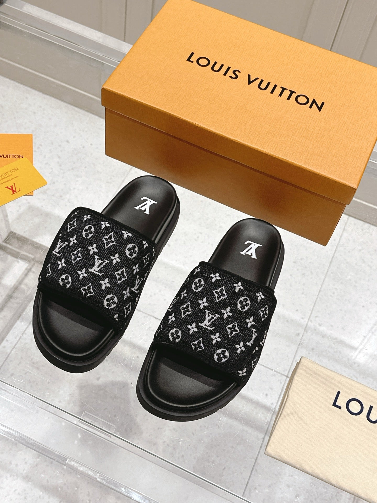 LuxluxHouse Best Quality Women Shoes Hermes