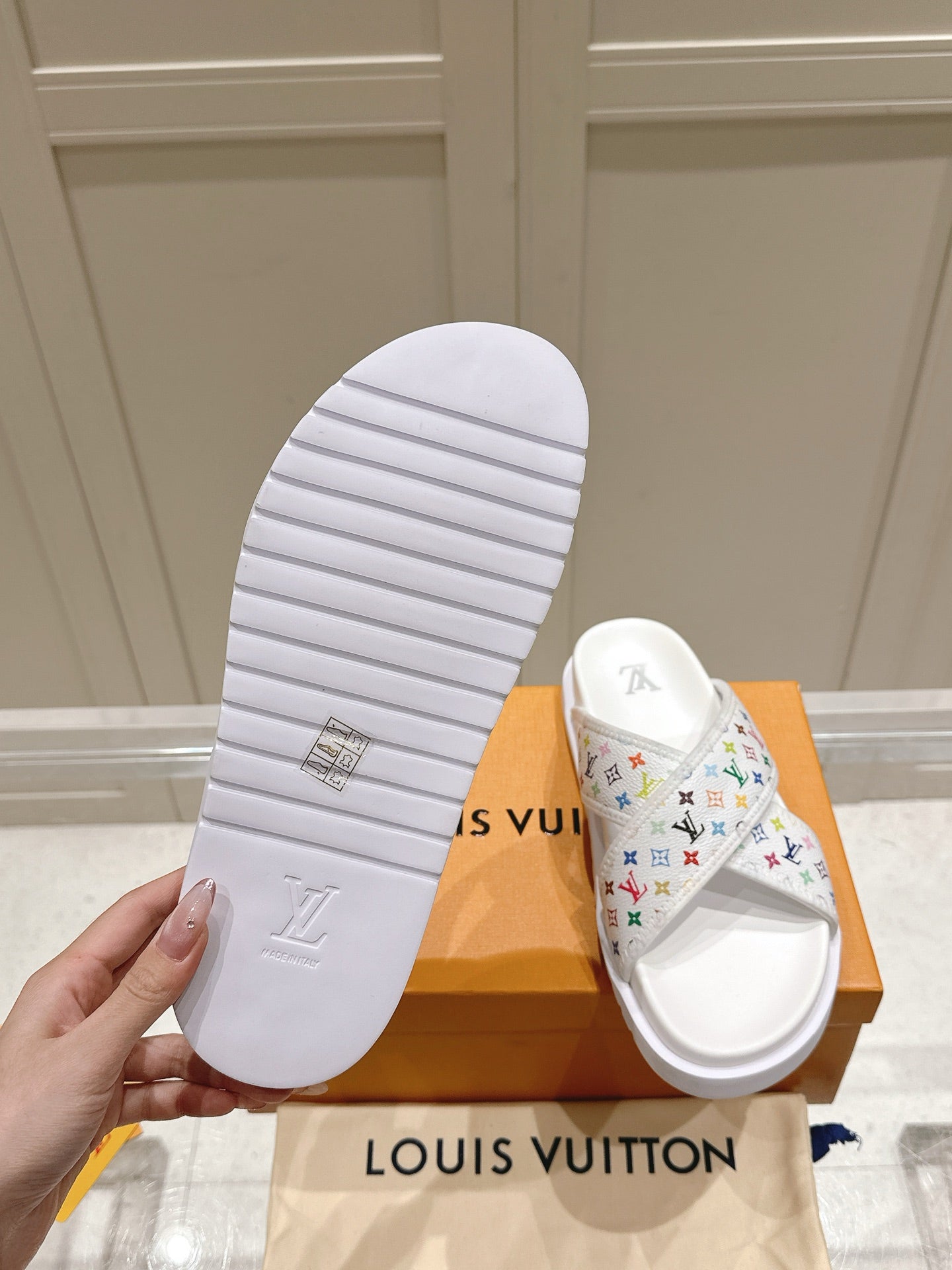 LuxluxHouse Best Quality Women Shoes Hermes