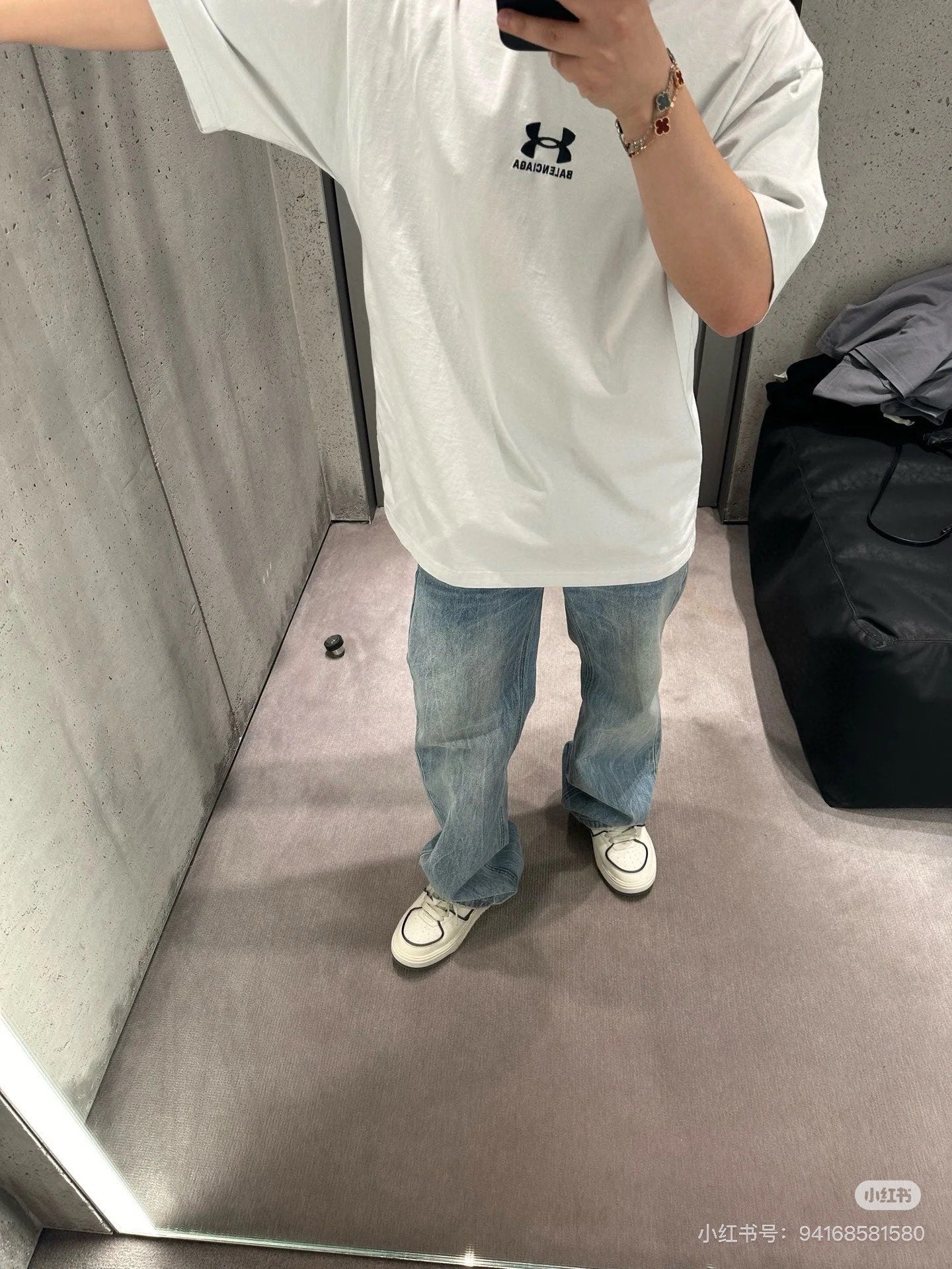 LuxluxHouse Best Quality Clothes Balenciaga T-shirt