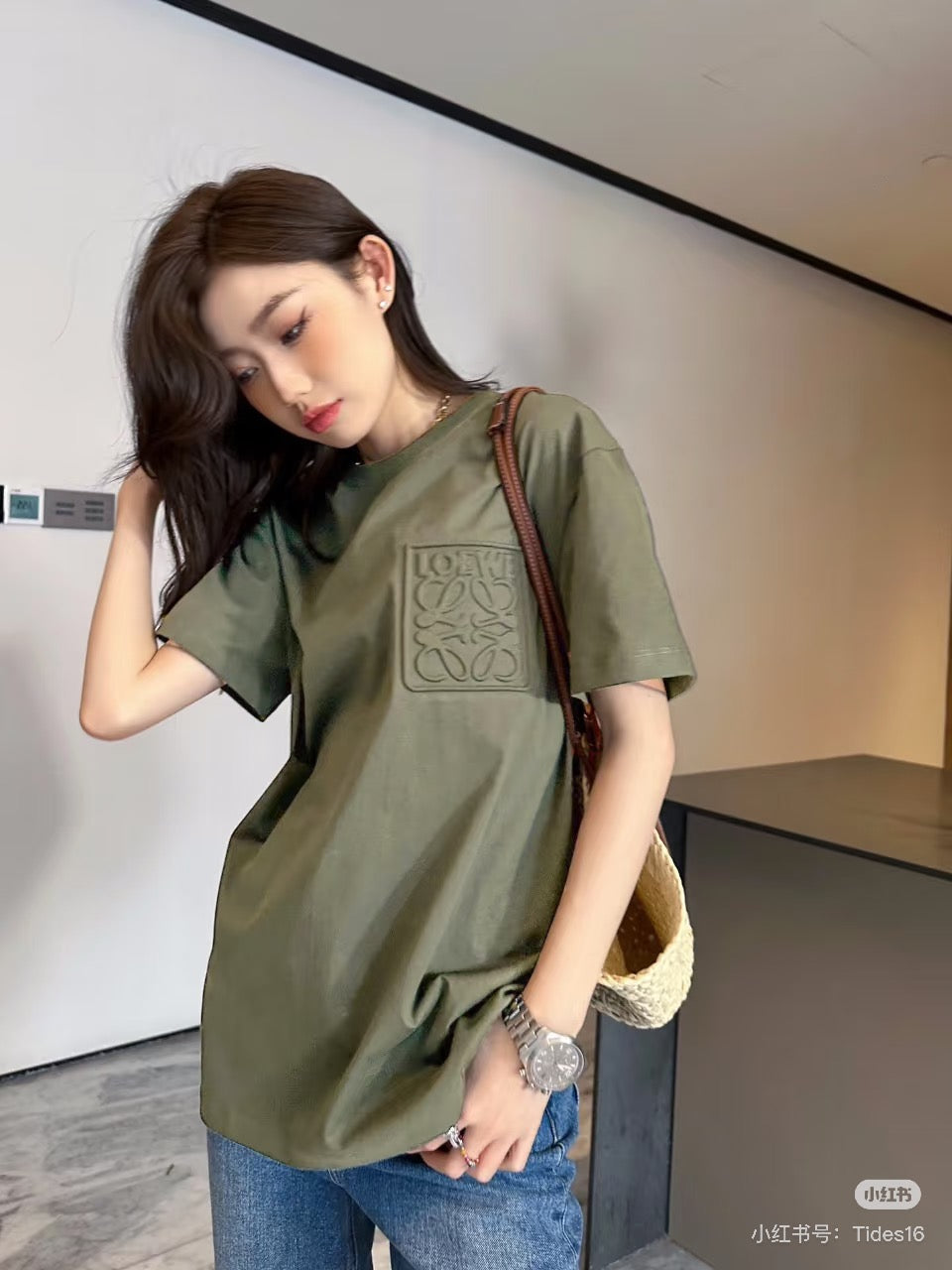 LuxluxHouse Best Quality Clothes T-shirt Loewe