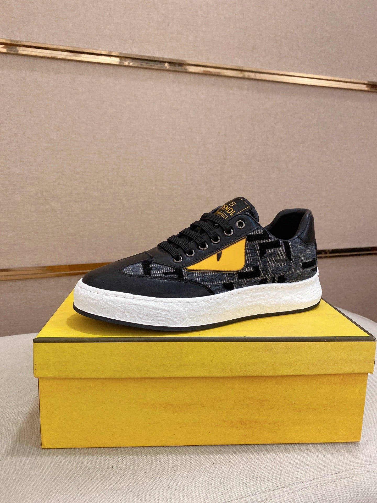 LuxluxHouse Best Quality Shoes Fendi