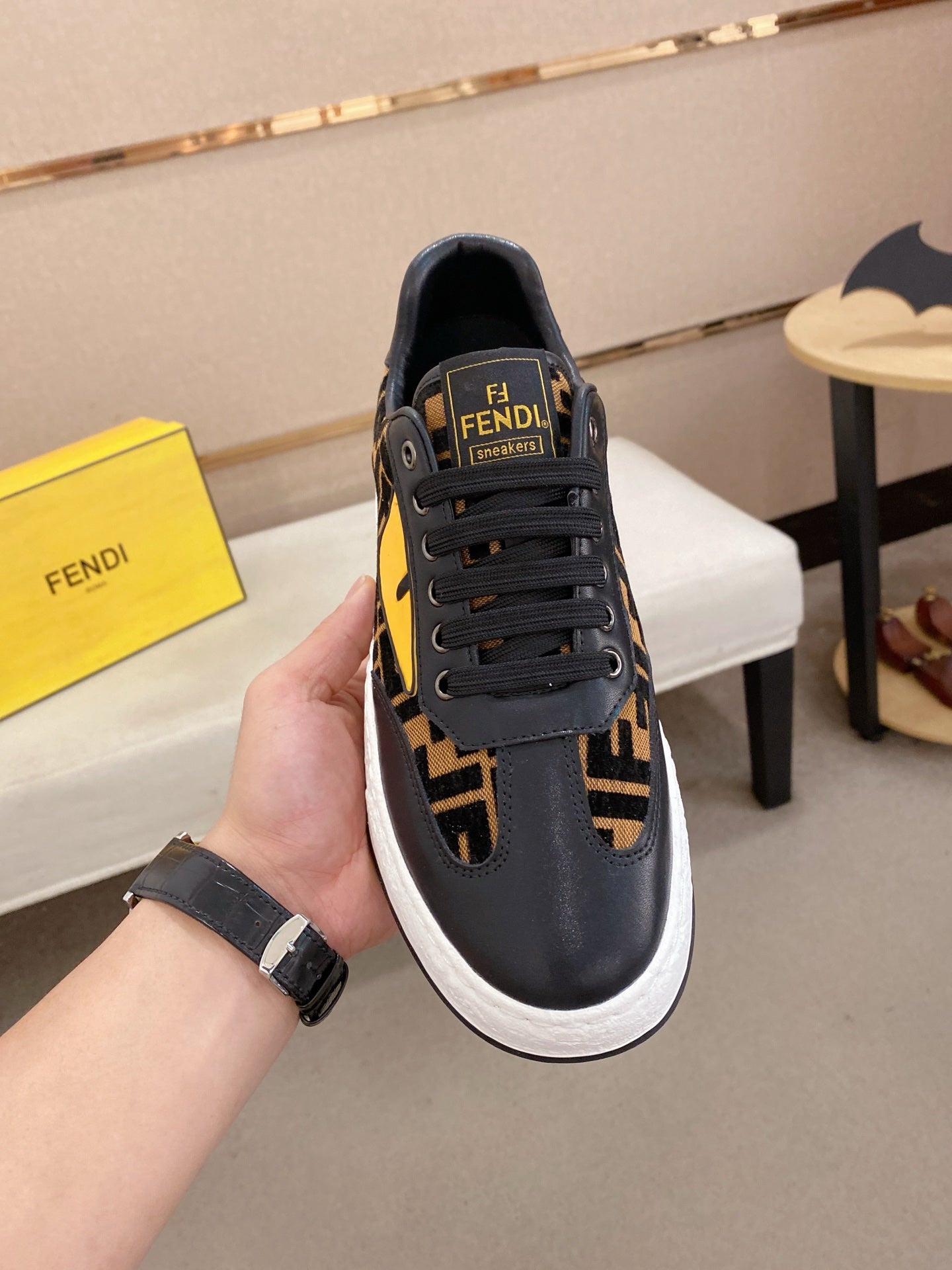 LuxluxHouse Best Quality Shoes Fendi