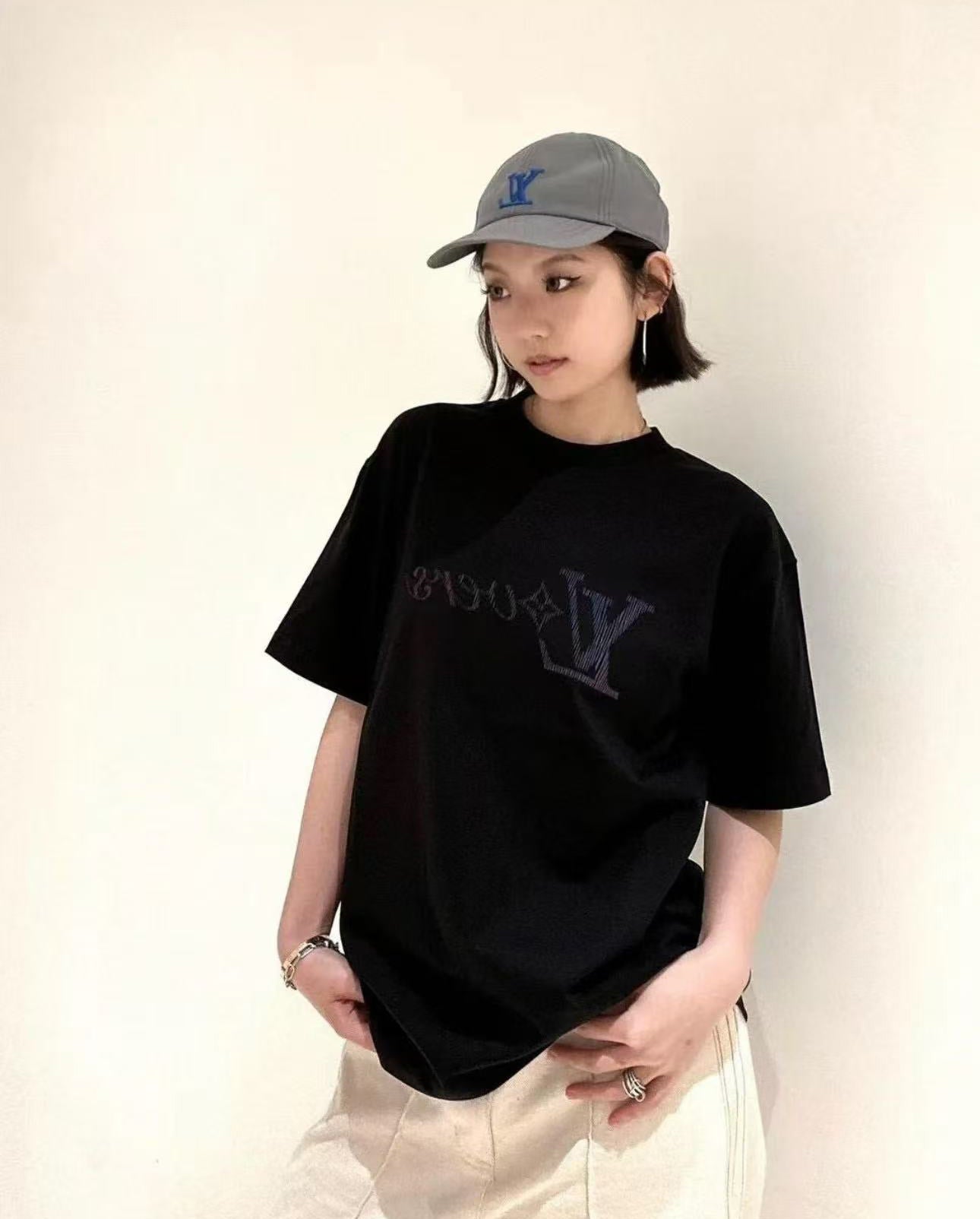 LuxluxHouse Best Quality Clothes T-shirt Louis Vuitton