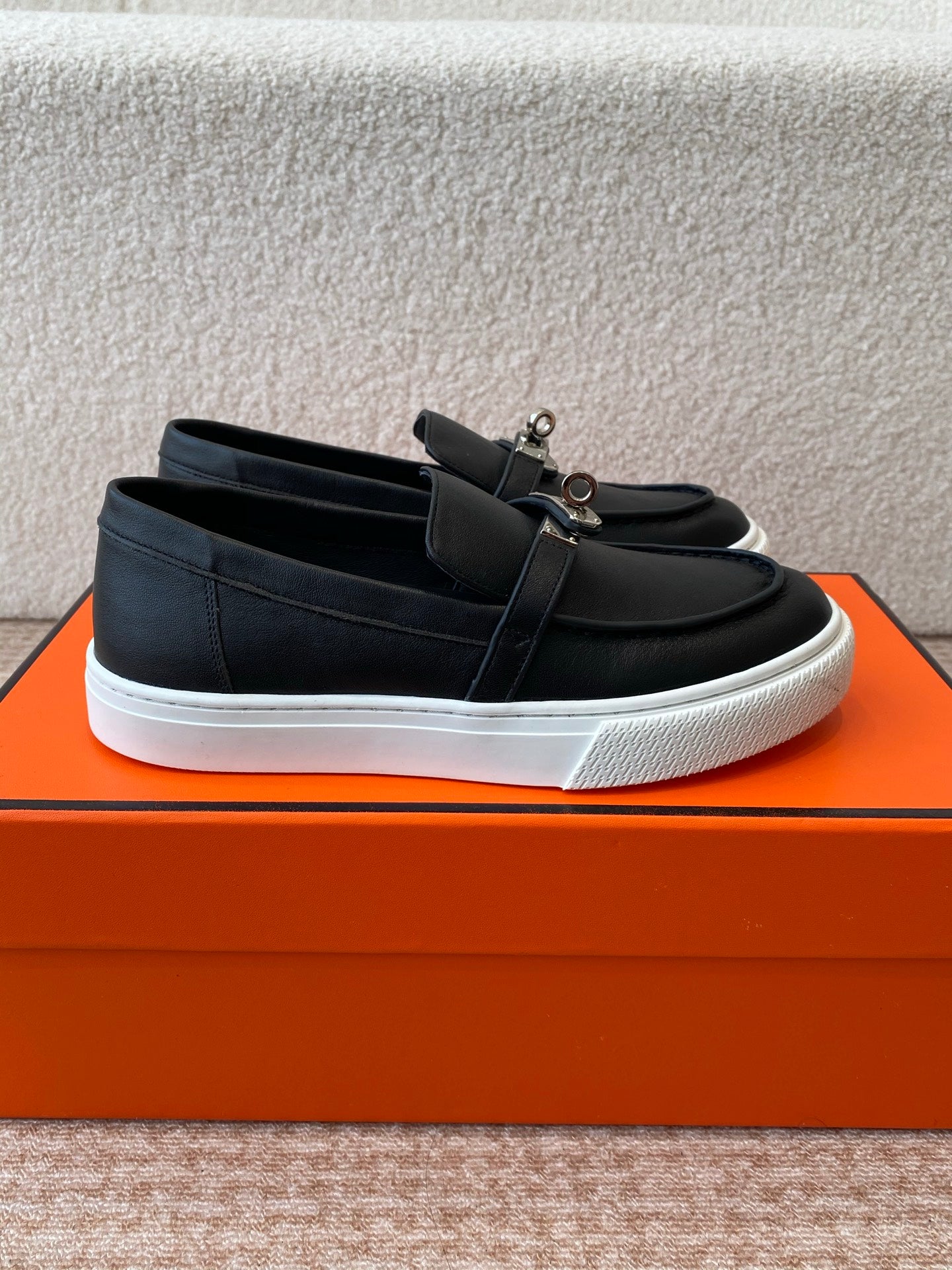 LuxluxHouse Best Quality Women Shoes Hermes