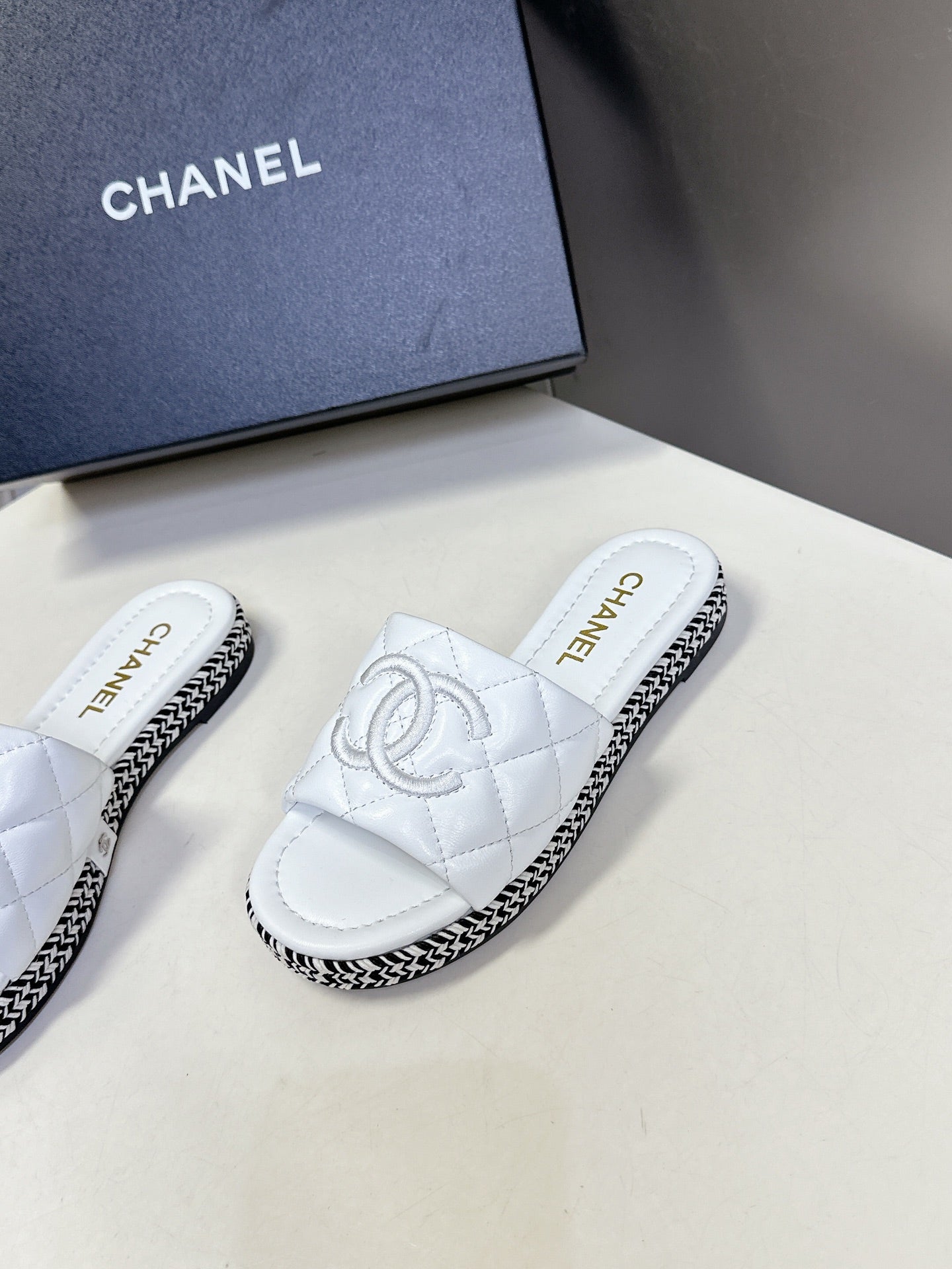 LuxluxHouse Best Quality Chanel Sandals